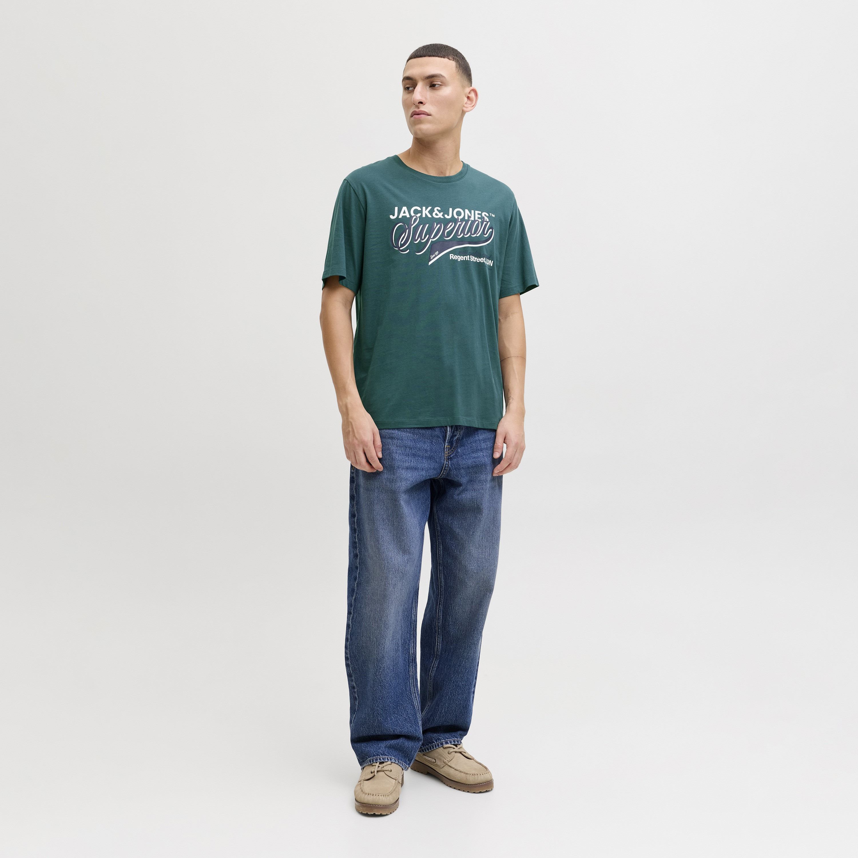 تي شيرت رجالي مطبوع بياقة دائرية وأكمام قصيرة من جاك اند جونز-men-clothing-tshirtsandpolos-tshirts-image-10
