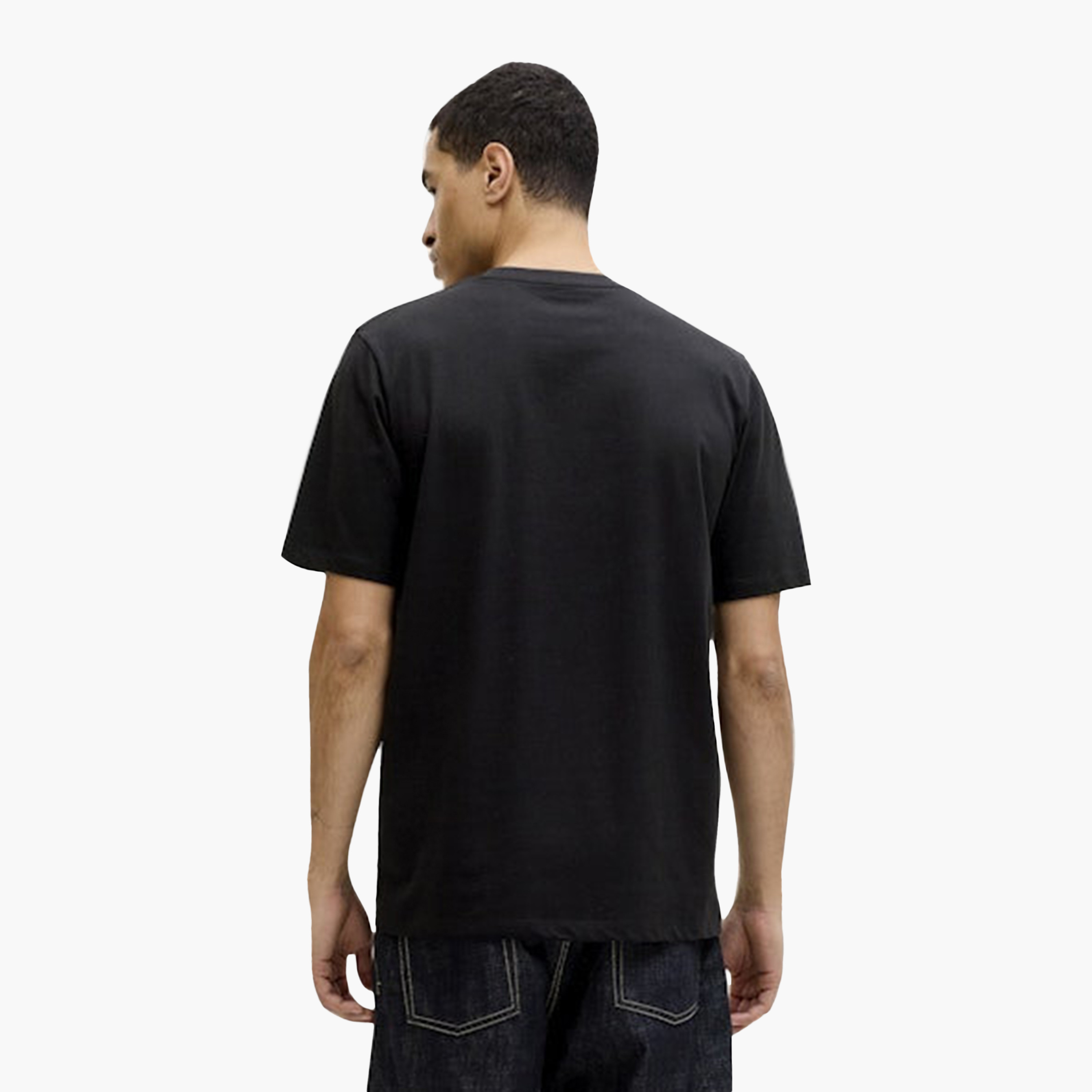 تي شيرت رجالي بأكمام قصيرة ورقبة دائرية ورسومات جرافيكية من جاك اند جونز-men-clothing-tshirtsandpolos-tshirts-image-4