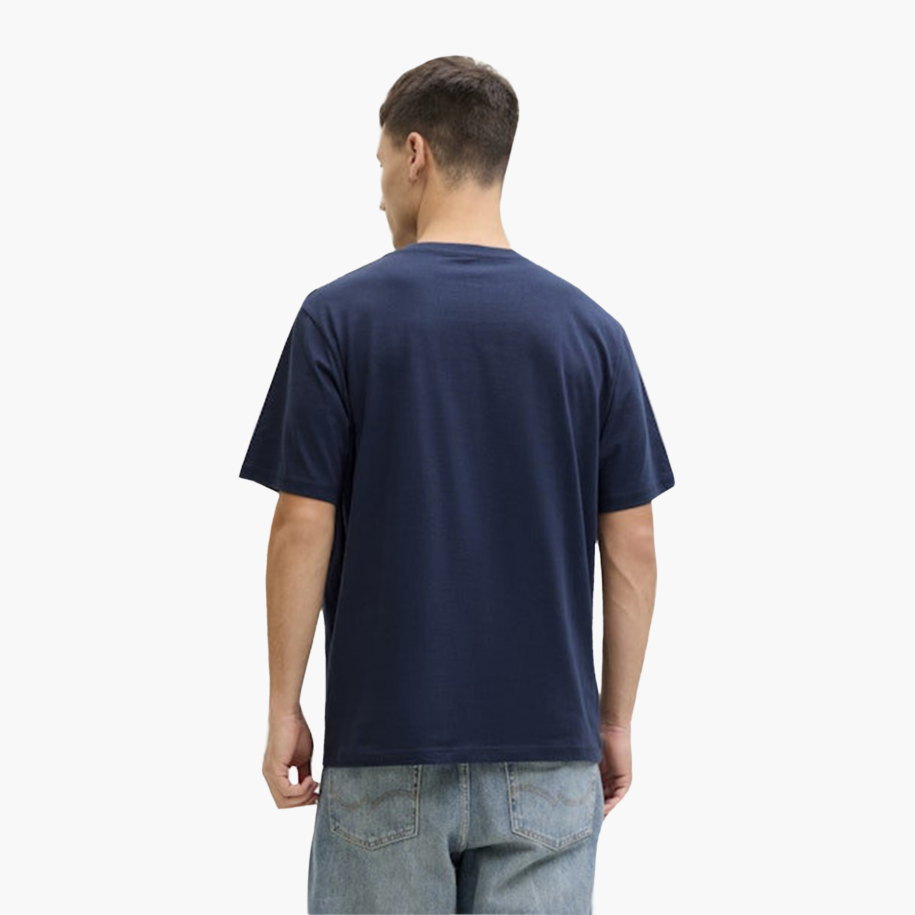 تيشيرت رجالي سادة بياقة دائرية وأكمام قصيرة من جاك ان جونز-men-clothing-tshirtsandpolos-tshirts-image-12