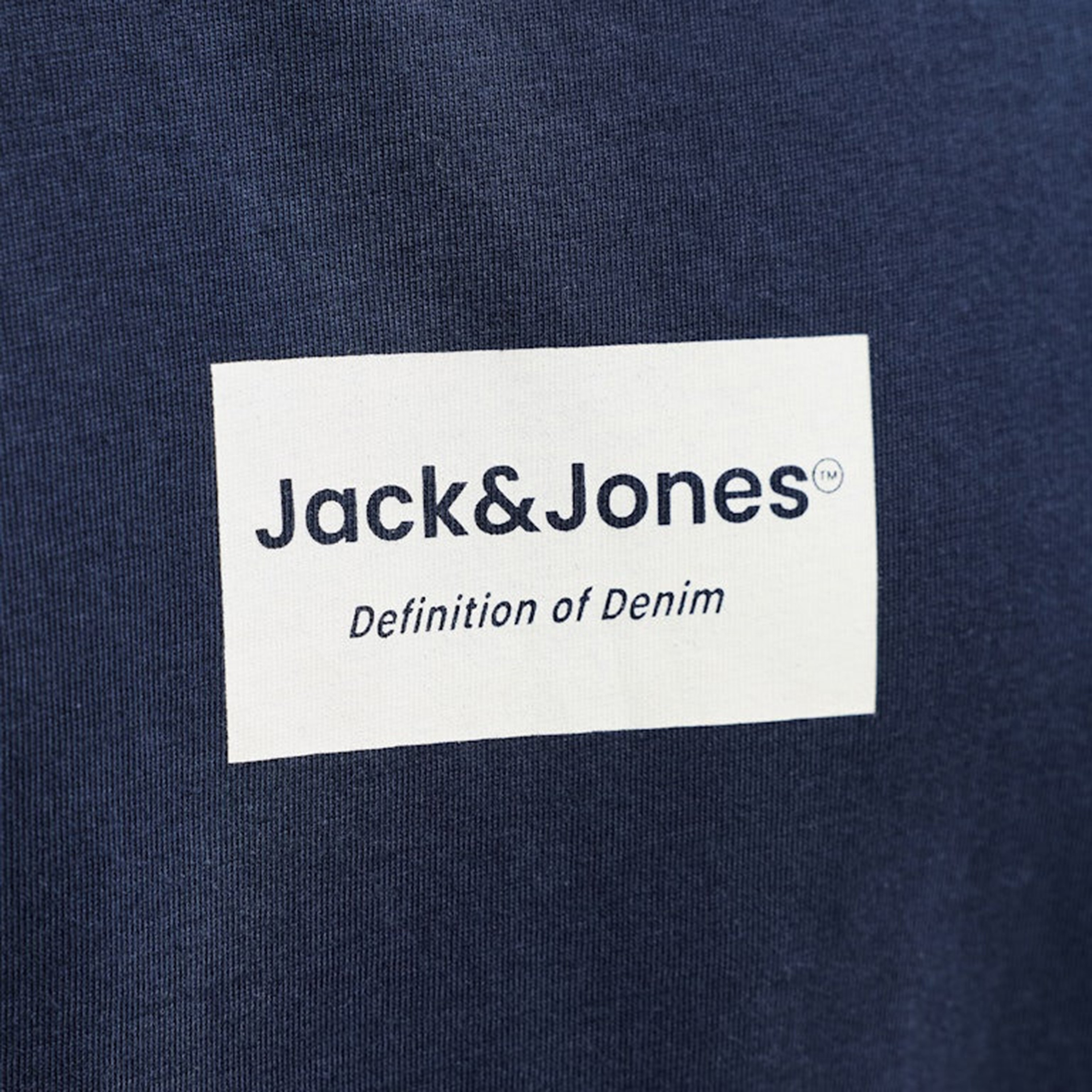 تيشيرت رجالي سادة بياقة دائرية وأكمام قصيرة من جاك ان جونز-men-clothing-tshirtsandpolos-tshirts-image-14