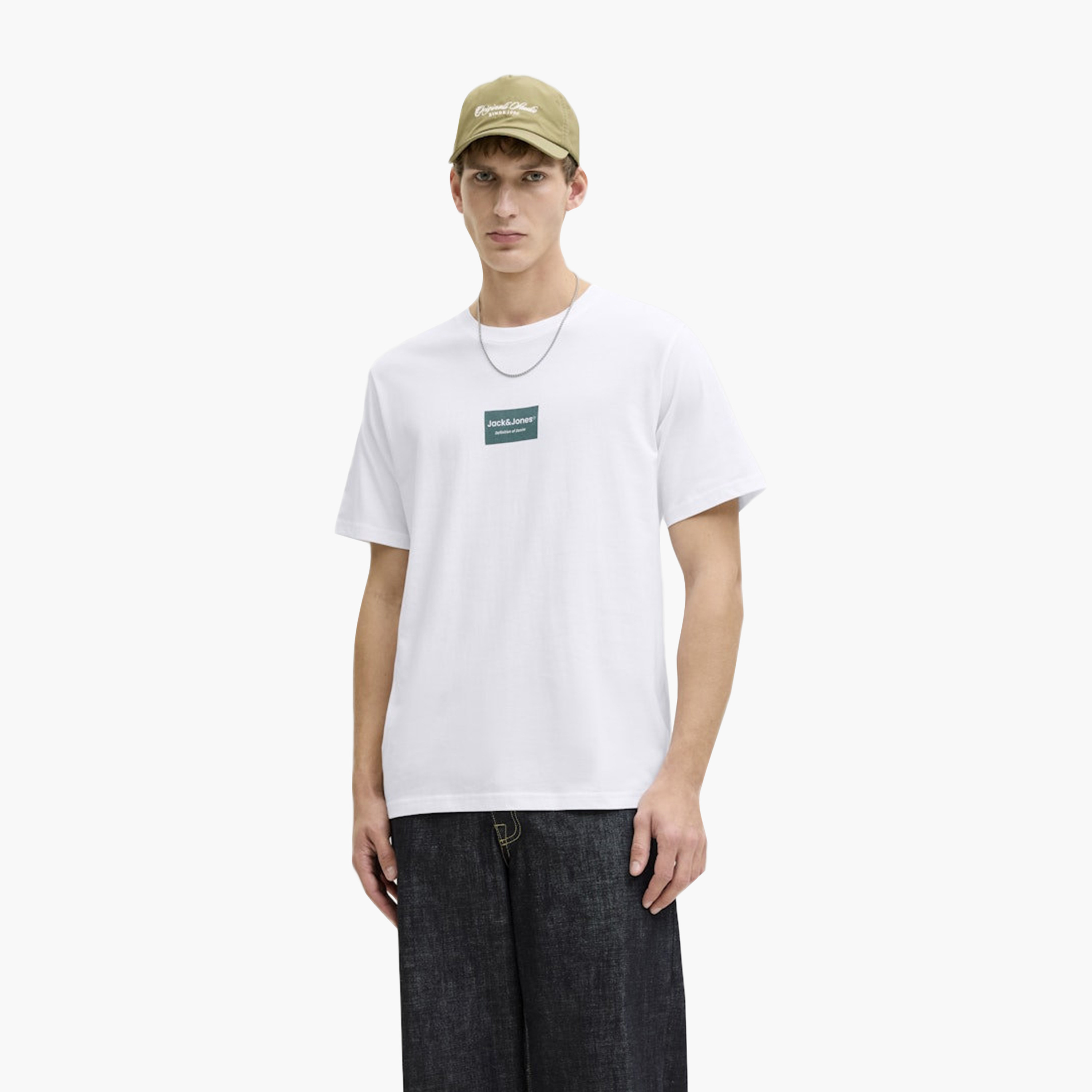 تيشيرت رجالي سادة بياقة دائرية وأكمام قصيرة من جاك ان جونز-men-clothing-tshirtsandpolos-tshirts-image-1