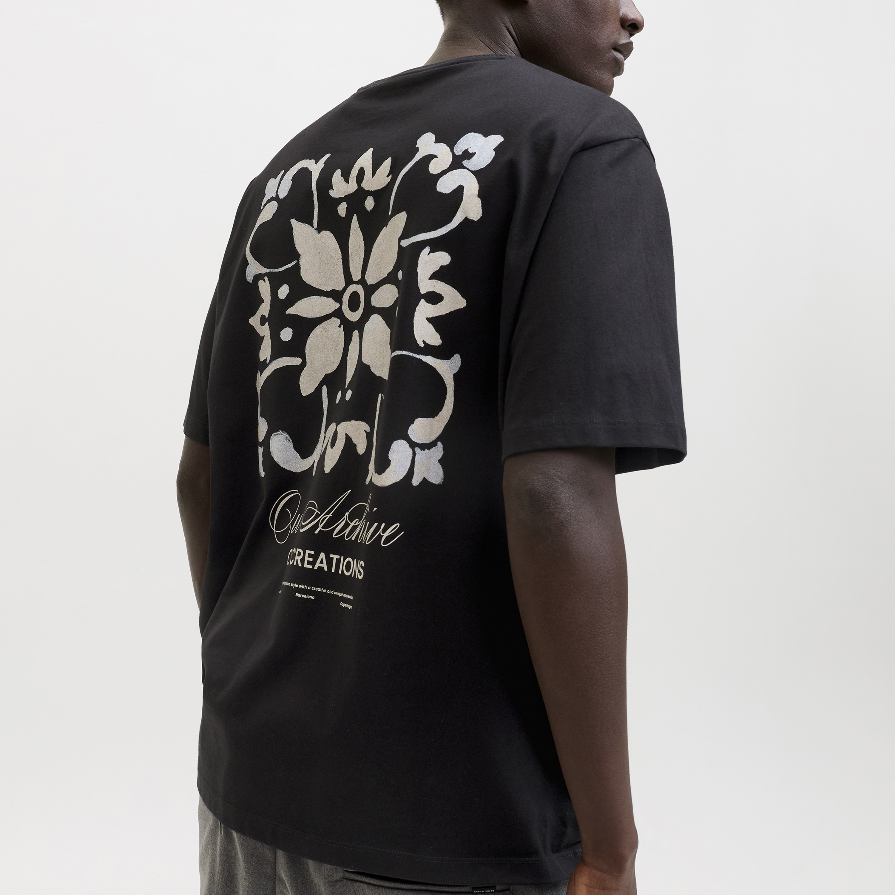 Jack & Jones Graphic Print Crew Neck Short Sleeves Men's T-Shirt-men-clothing-tshirtsandpolos-tshirts-image-3