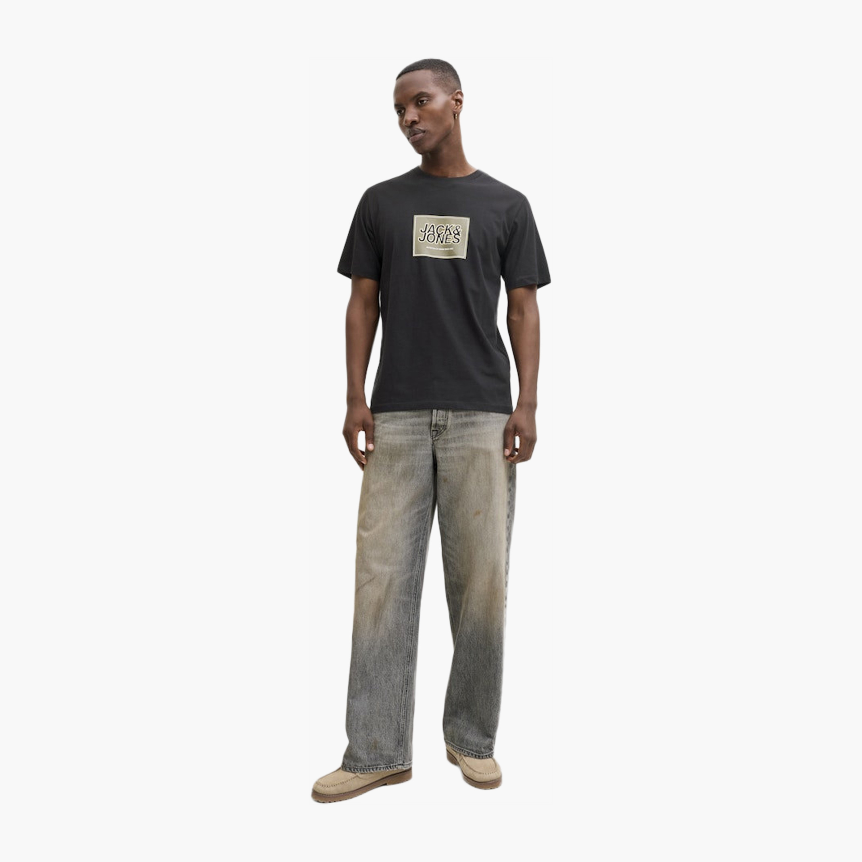 تيشيرت رجالي مطبوع برسومات بياقة دائرية وأكمام قصيرة من جاك ان جونز-men-clothing-tshirtsandpolos-tshirts-image-2