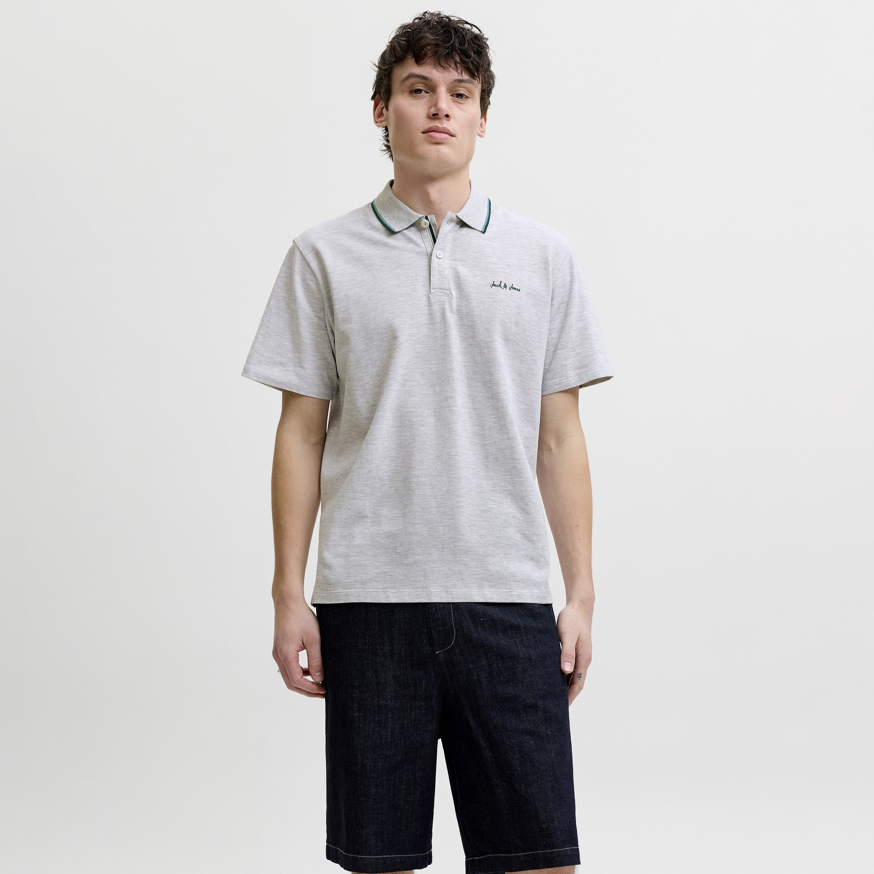 تي شيرت بولو رجالي سادة بياقة وأكمام قصيرة من جاك اند جونز-men-clothing-tshirtsandpolos-polos-image-1