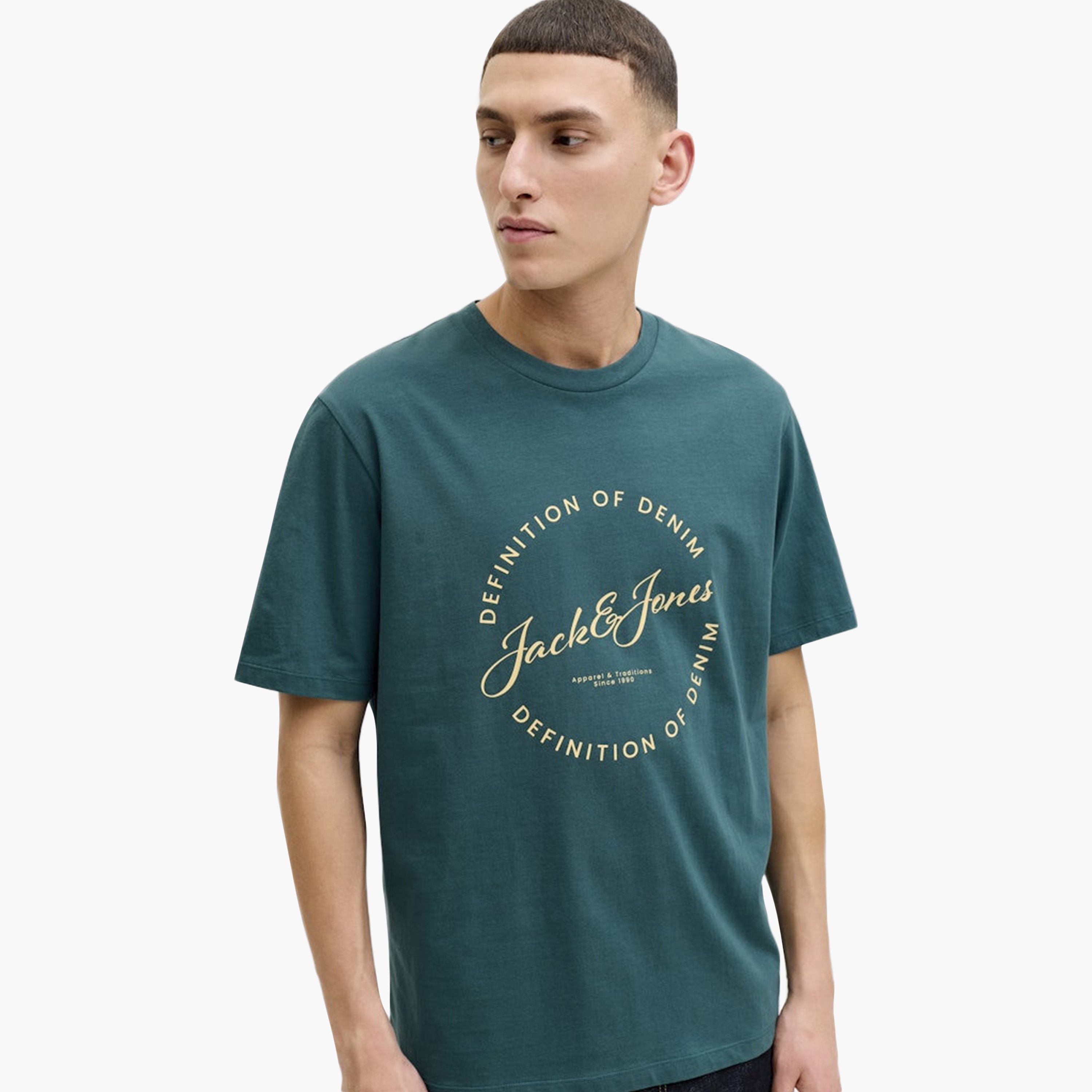 تي شيرت رجالي مطبوع بياقة دائرية وأكمام قصيرة من جاك اند جونز-men-clothing-tshirtsandpolos-tshirts-image-31