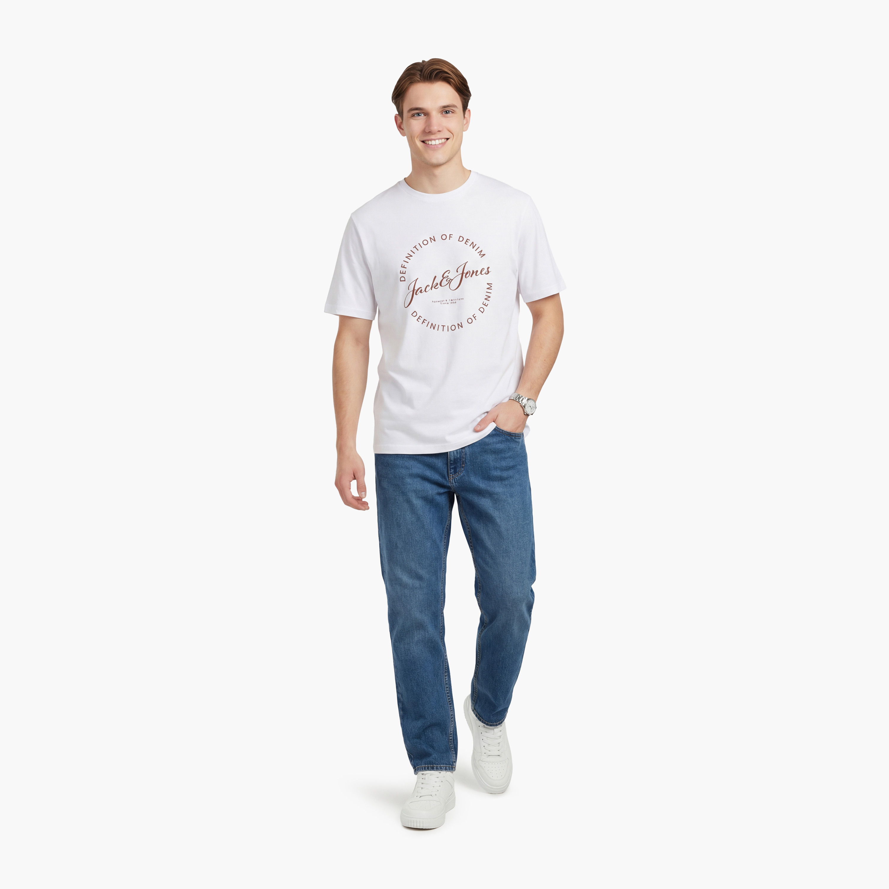 تي شيرت رجالي مطبوع بياقة دائرية وأكمام قصيرة من جاك اند جونز-men-clothing-tshirtsandpolos-tshirts-image-9