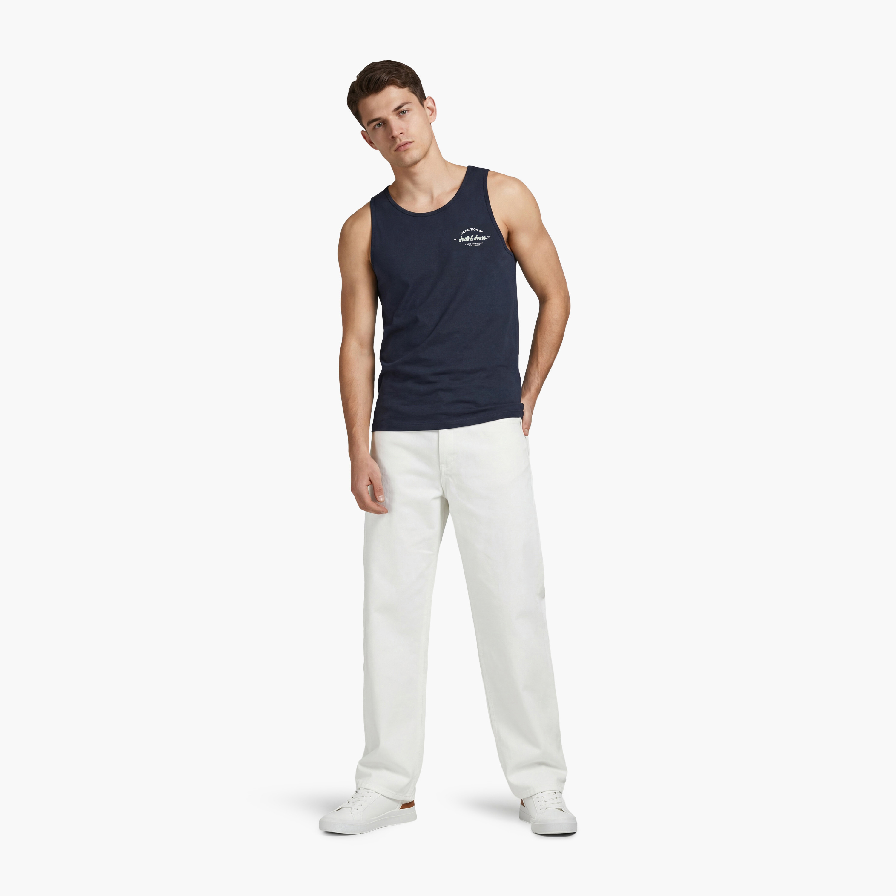تيشيرت "تانك" رجالي سادة بدون أكمام بياقة مستديرة من جاك آند جونز-men-clothing-tshirtsandpolos-tshirts-image-12
