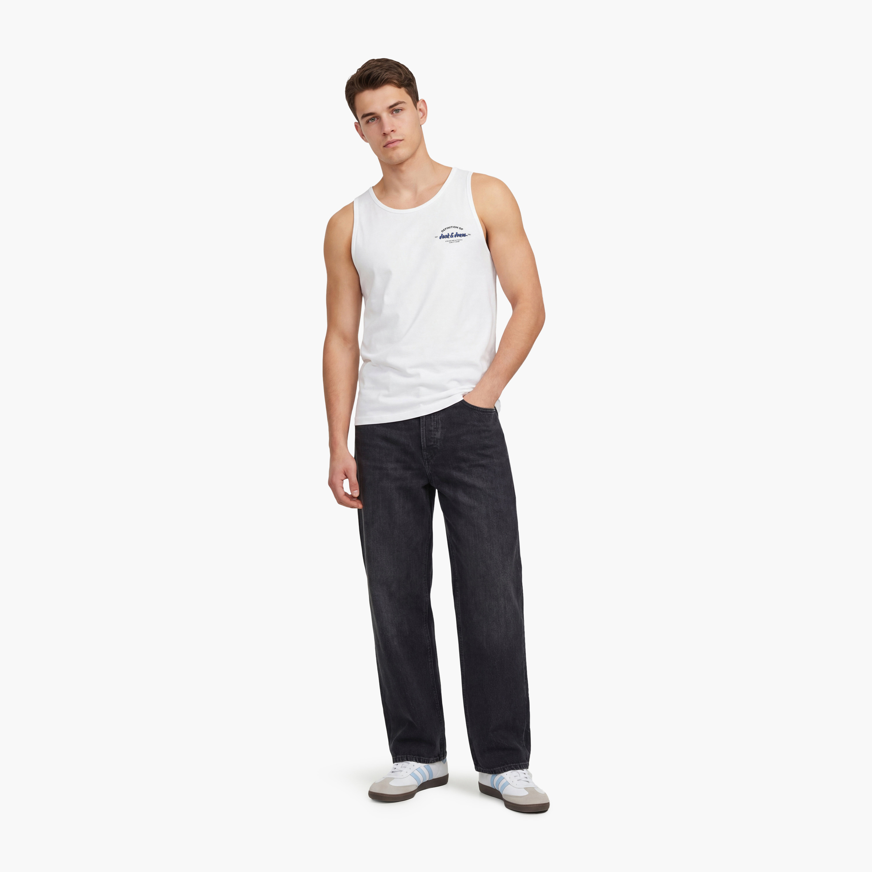 تيشيرت "تانك" رجالي سادة بدون أكمام بياقة مستديرة من جاك آند جونز-men-clothing-tshirtsandpolos-tshirts-image-2