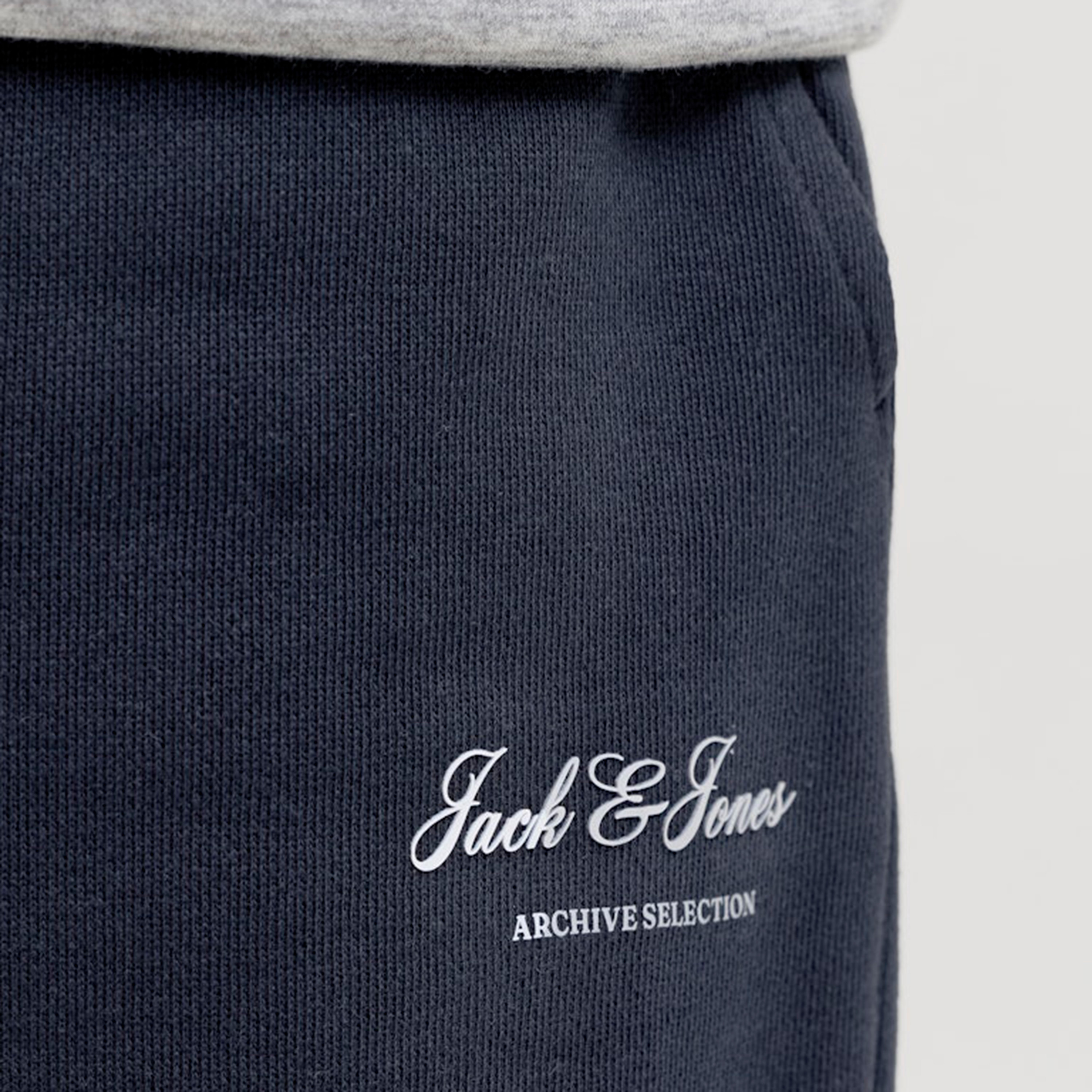 Jack & Jones Plain Mid-Rise Elasticated Drawstring Waist Men's Shorts-men-clothing-bottoms-shorts-image-11