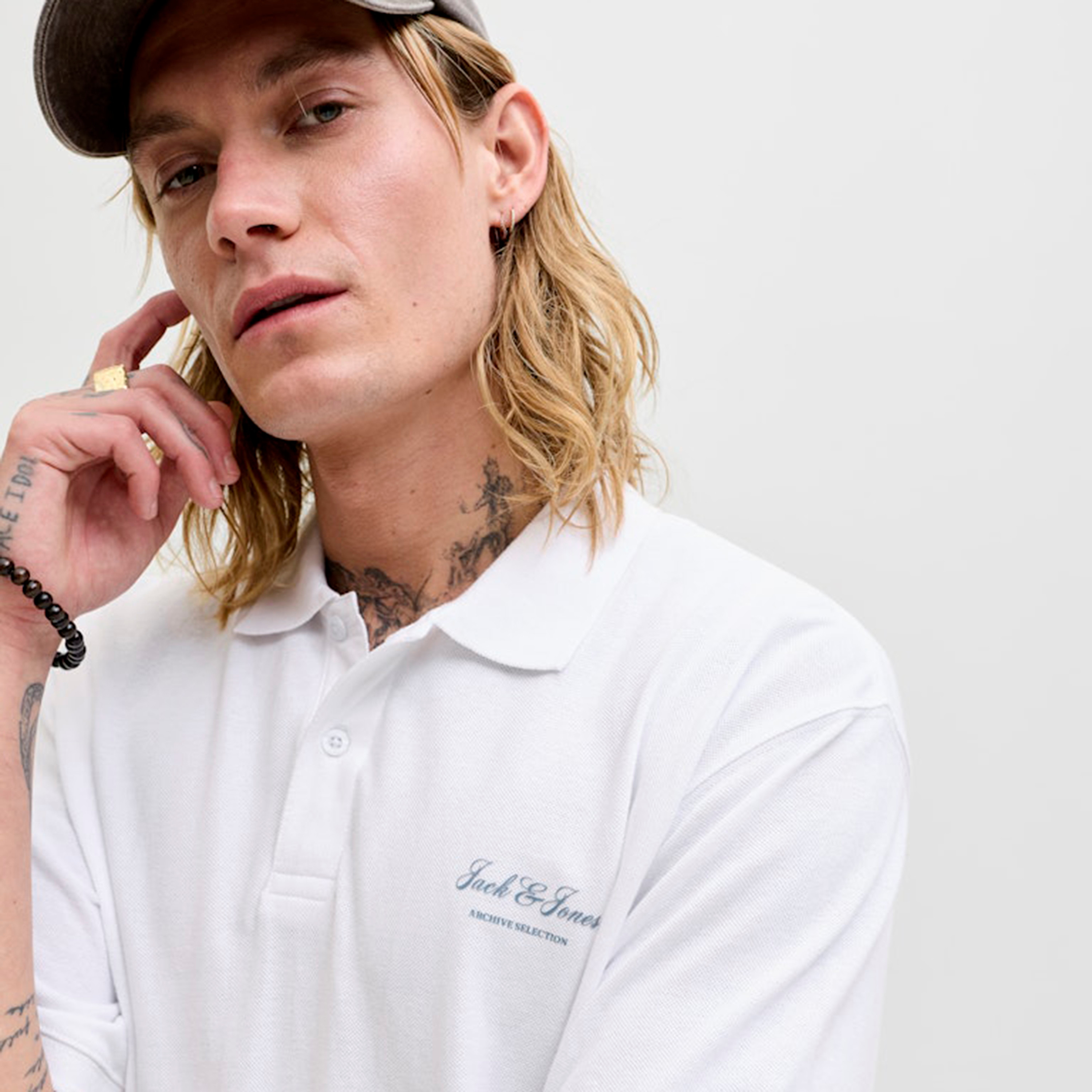 تي شيرت بولو رجالي سادة بياقة وأكمام قصيرة من جاك اند جونز-men-clothing-tshirtsandpolos-polos-image-16