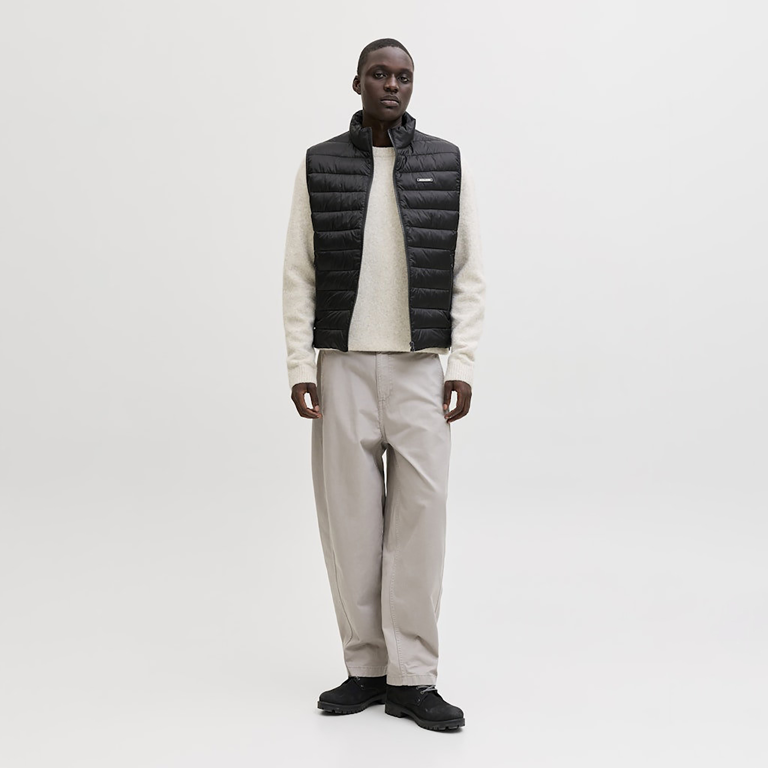 Jack & Jones Plain High Stand-Up Collar Sleeveless Puffer Men's Gilet-men-clothing-jacketsandblazers-jackets-image-2