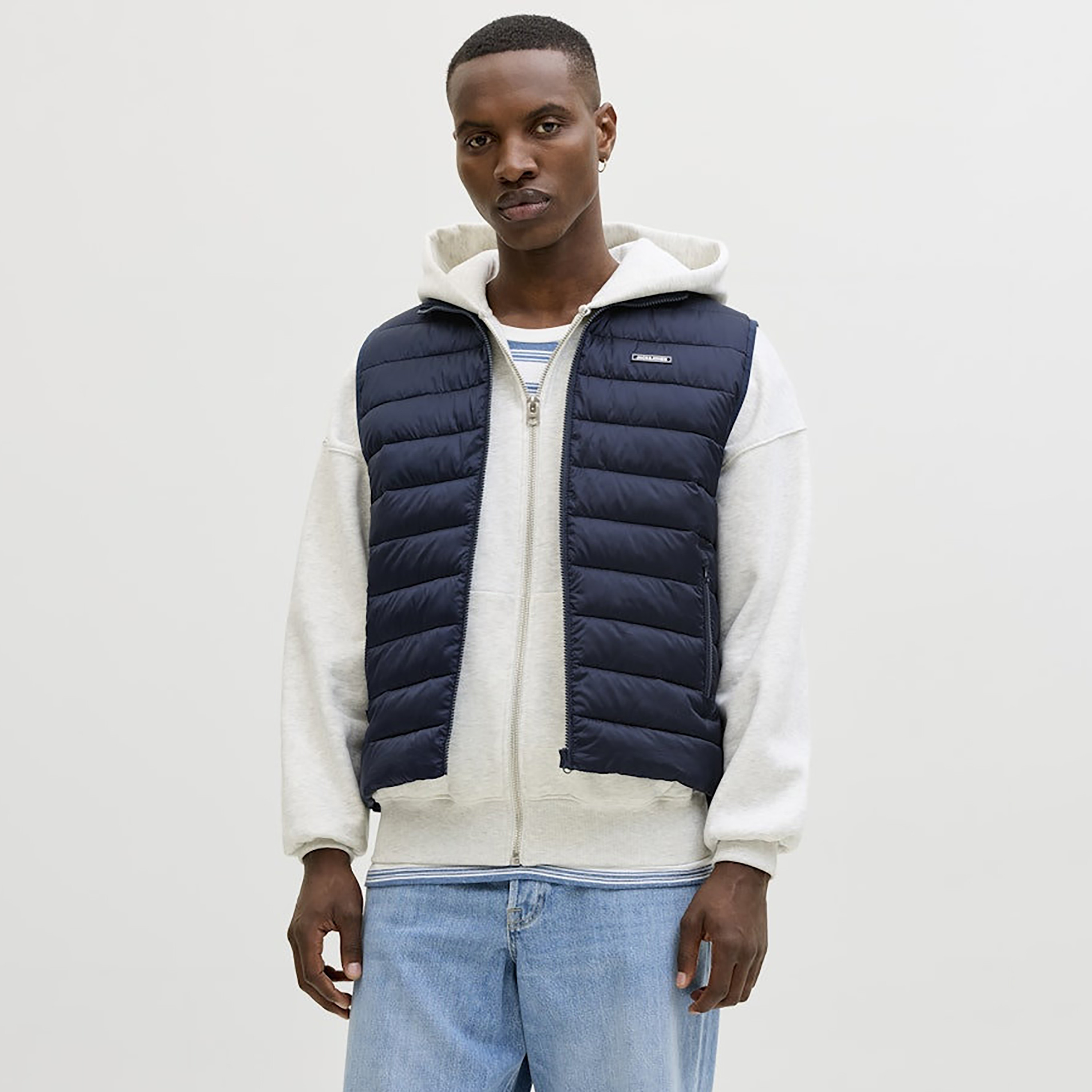 Jack & Jones Plain High Stand-Up Collar Sleeveless Puffer Men's Gilet-men-clothing-jacketsandblazers-jackets-image-7
