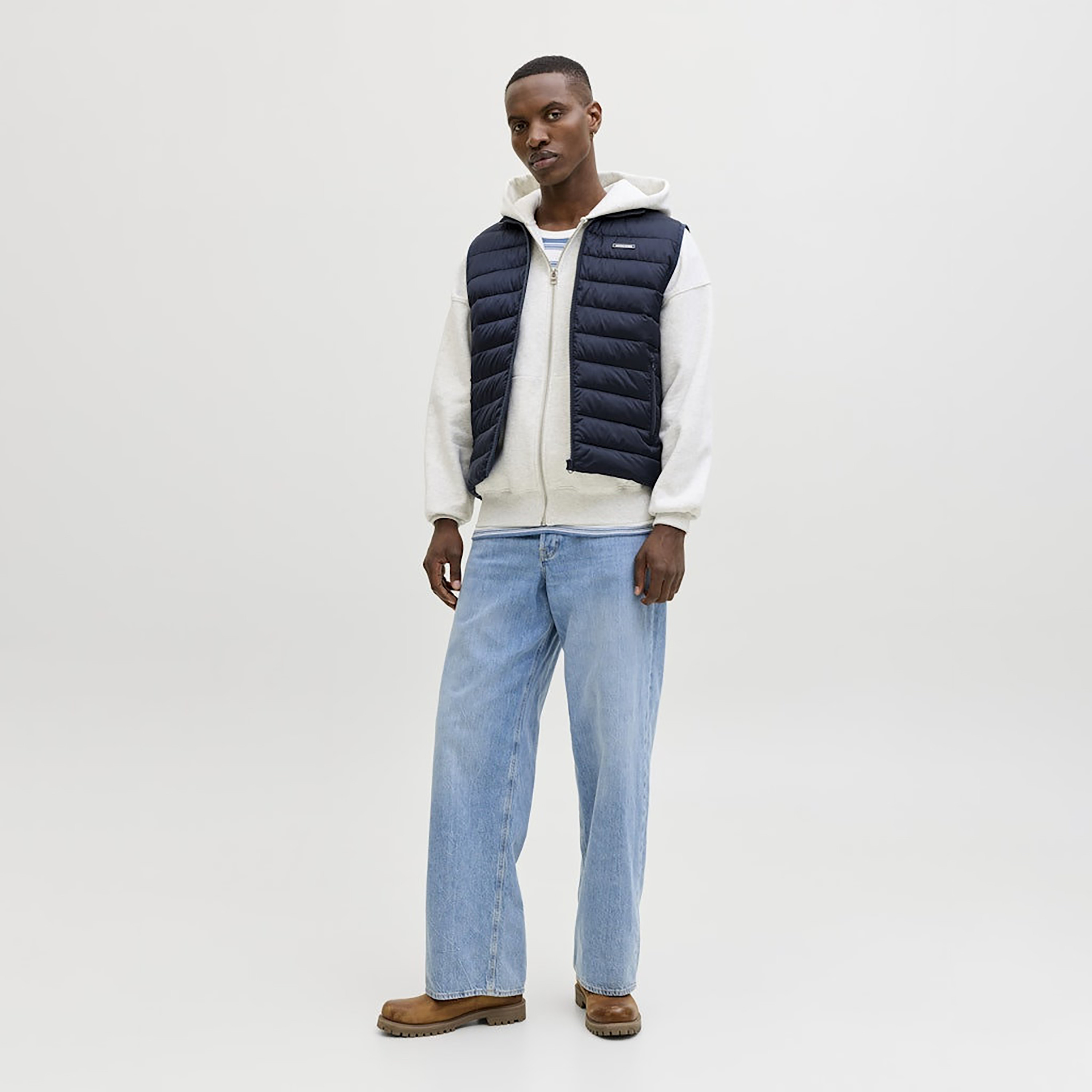 Jack & Jones Plain High Stand-Up Collar Sleeveless Puffer Men's Gilet-men-clothing-jacketsandblazers-jackets-image-8