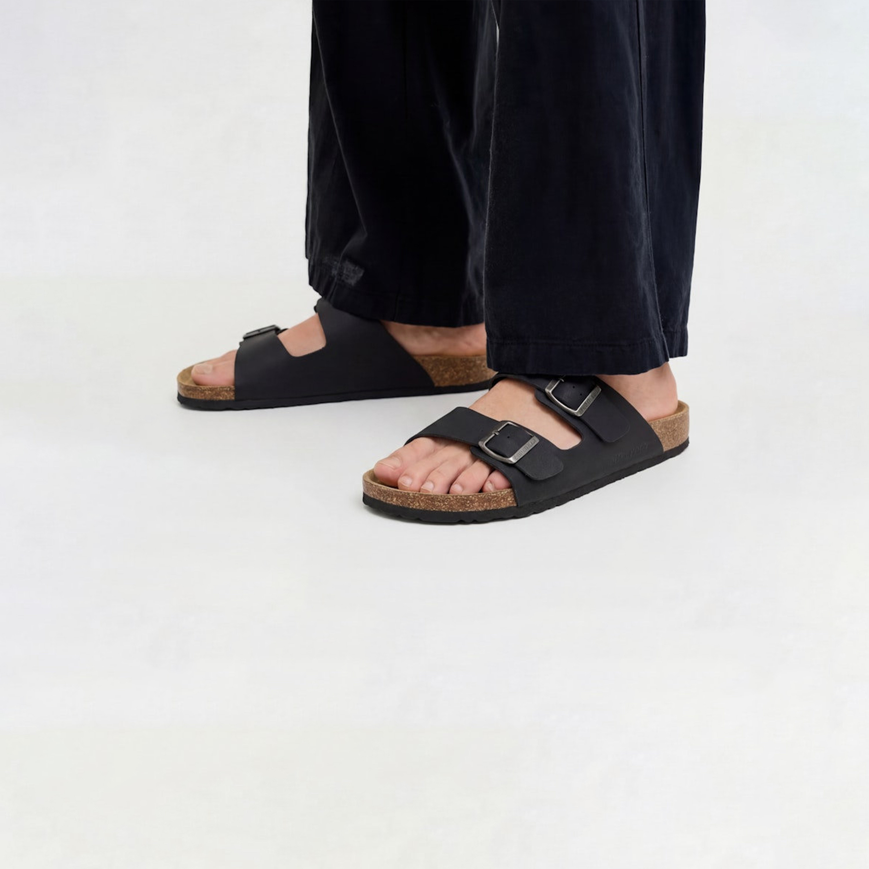 صندل عربي رجالي سهل الارتداء "سليب أون" من جاك آند جونز | 12289356-men-shoes-sandals-image-7
