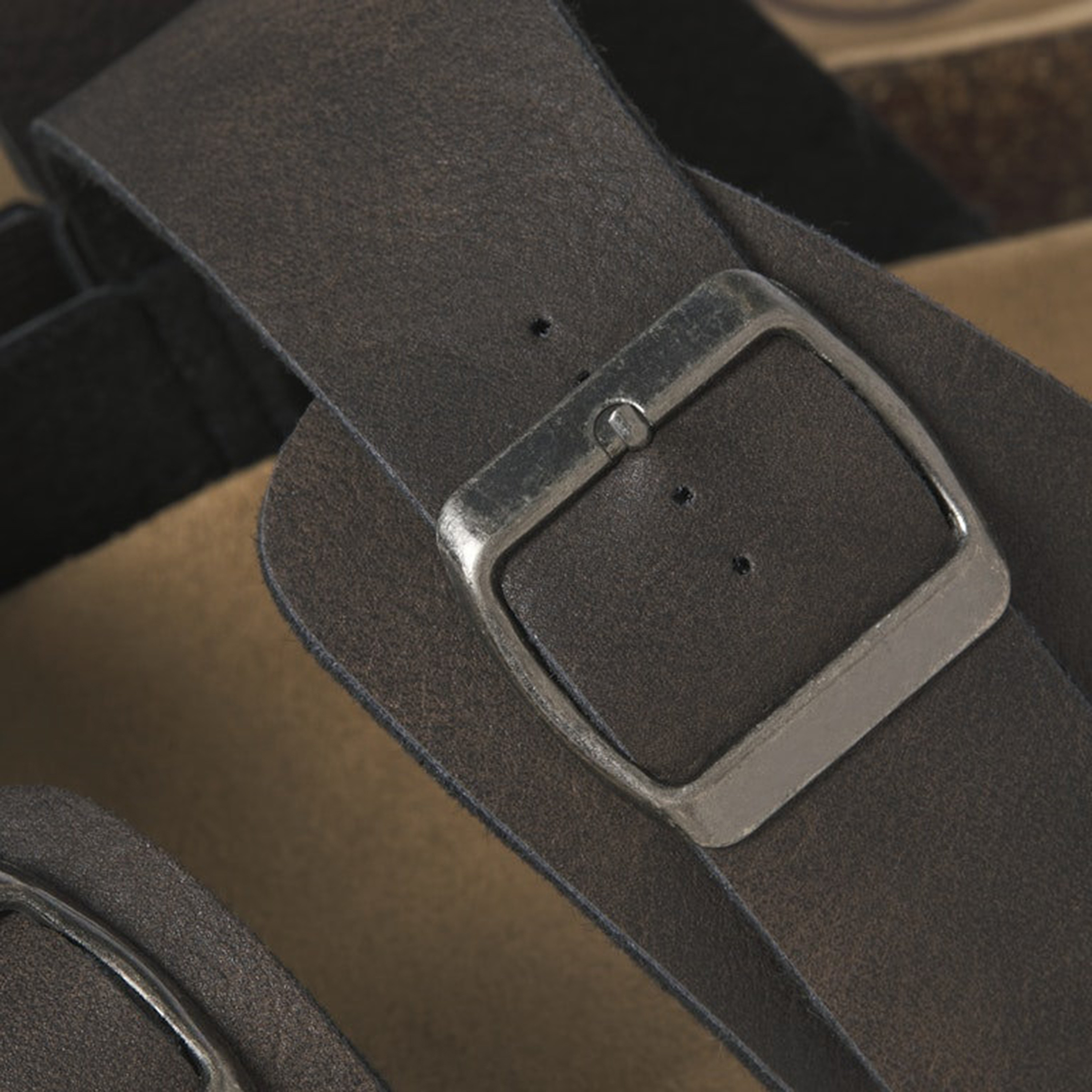 صندل عربي رجالي سهل الارتداء "سليب أون" من جاك آند جونز | 12289356-men-shoes-sandals-image-16