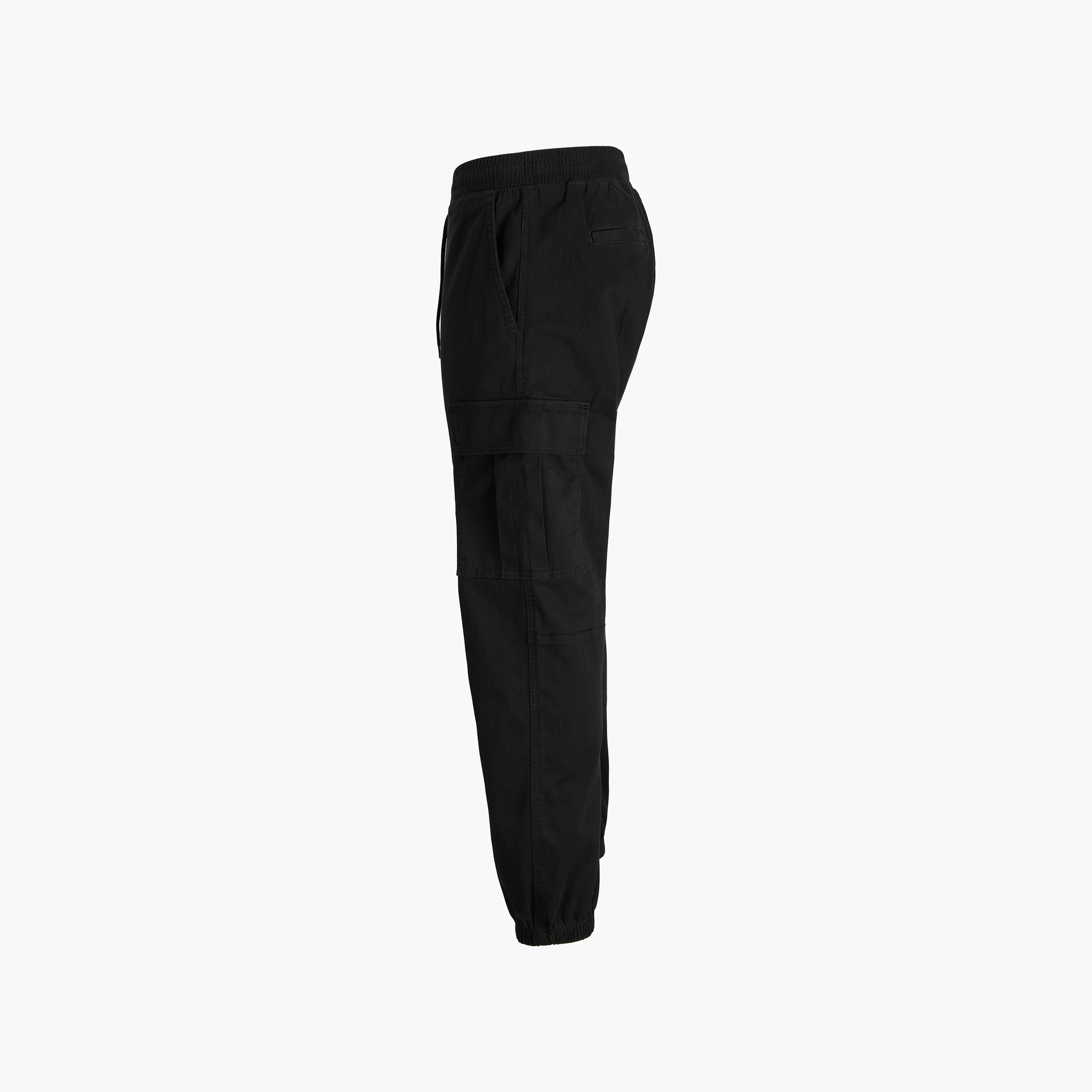 بنطلون جوجر "كارغو" رجالي سادة بخصر متوسط وأربطة من جاك آند جونز-men-clothing-bottoms-trousersandchinos-trousers-image-7