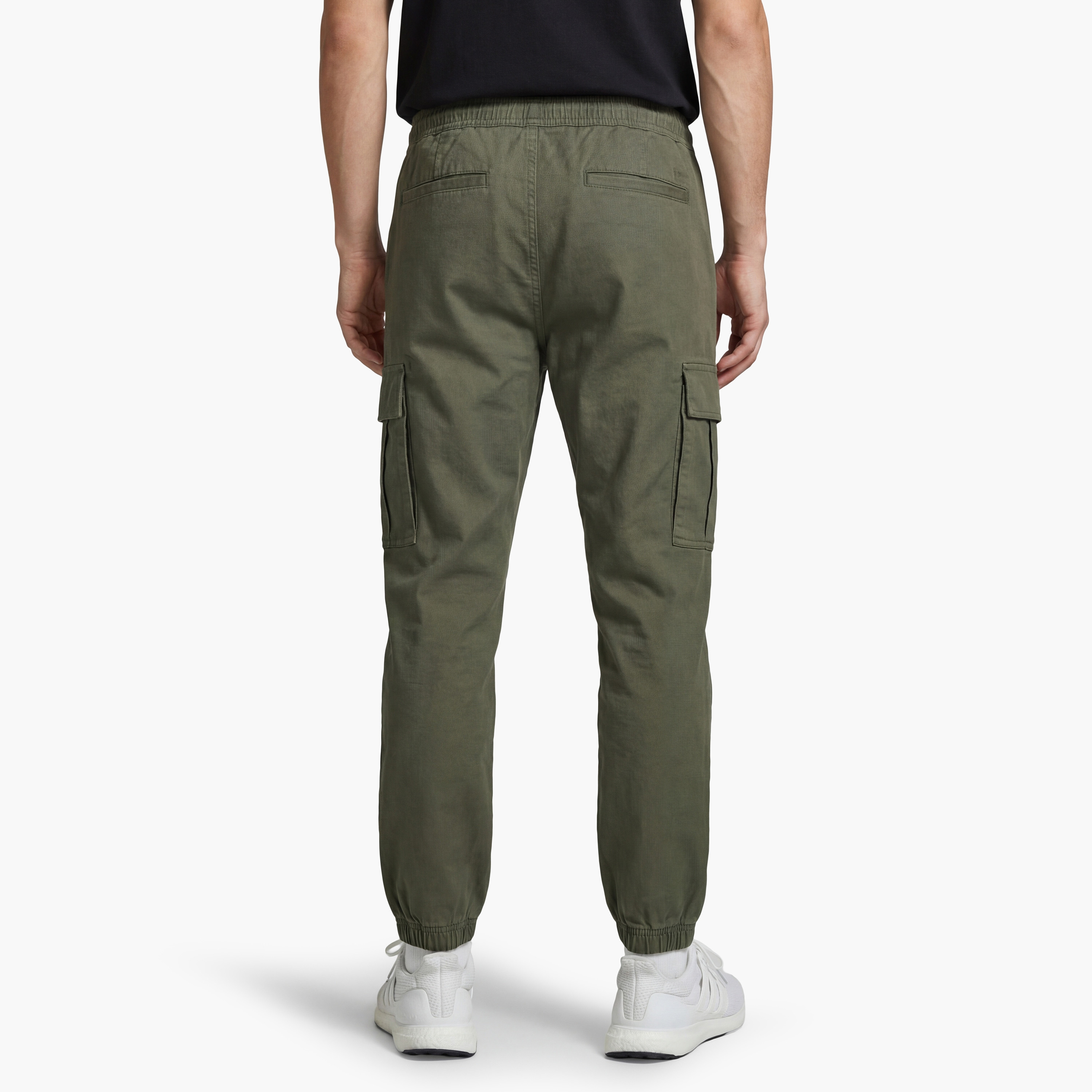 بنطلون جوجر "كارغو" رجالي سادة بخصر متوسط وأربطة من جاك آند جونز-men-clothing-bottoms-trousersandchinos-trousers-image-11