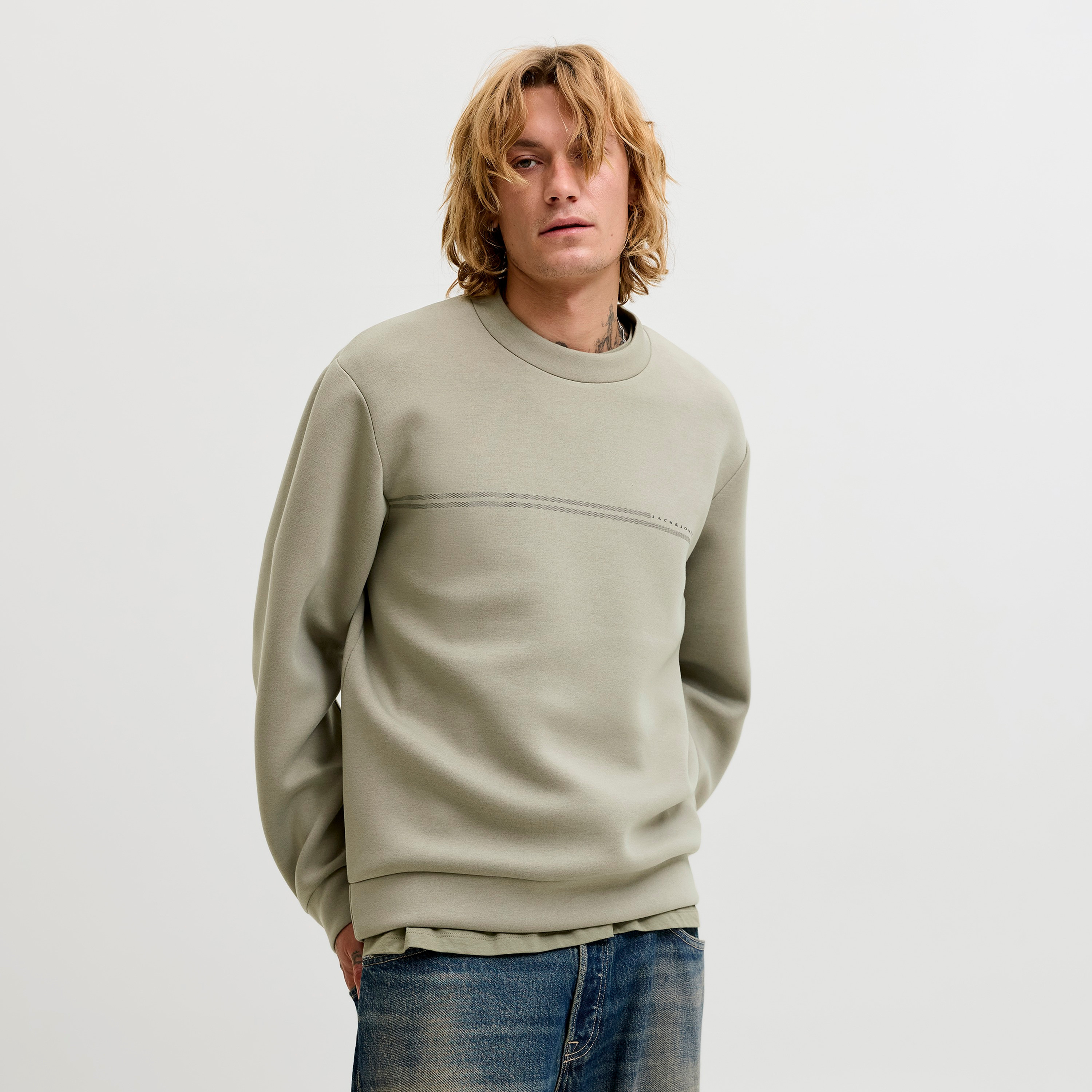 Jack & Jones Plain Crew Neck Long Sleeves Men's Sweatshirt-men-winterwear-hoodiesandsweatshirts-image-16