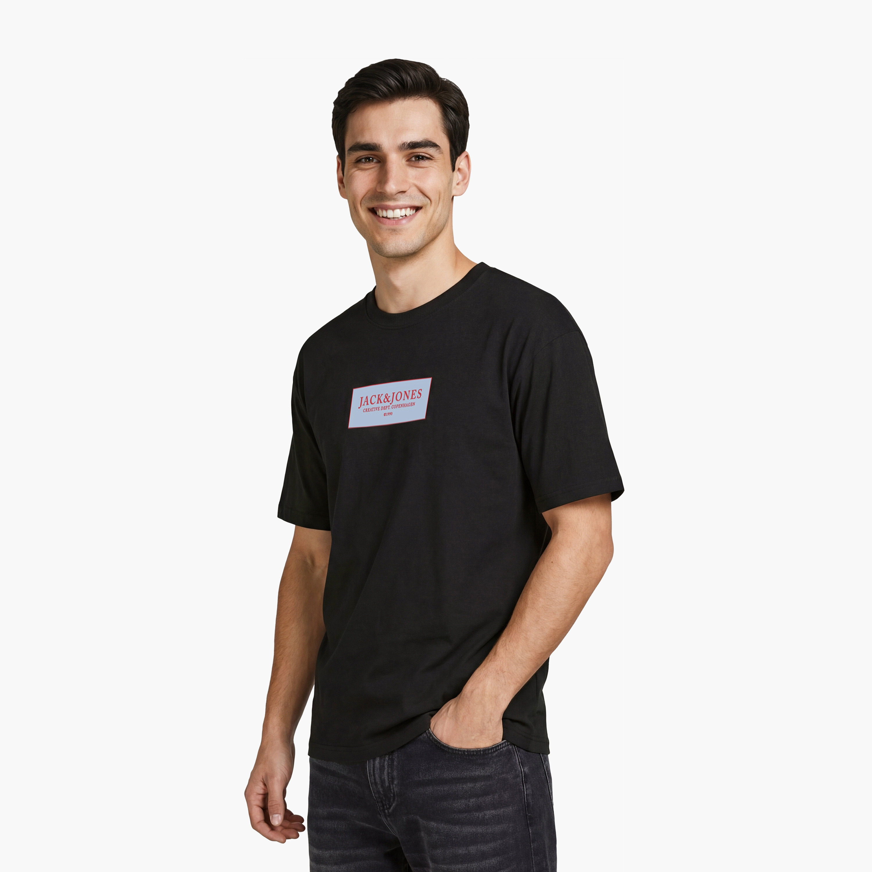 تيشيرت رجالي مطبوع برسومات بياقة دائرية وأكمام قصيرة من جاك ان جونز-men-clothing-tshirtsandpolos-tshirts-image-7