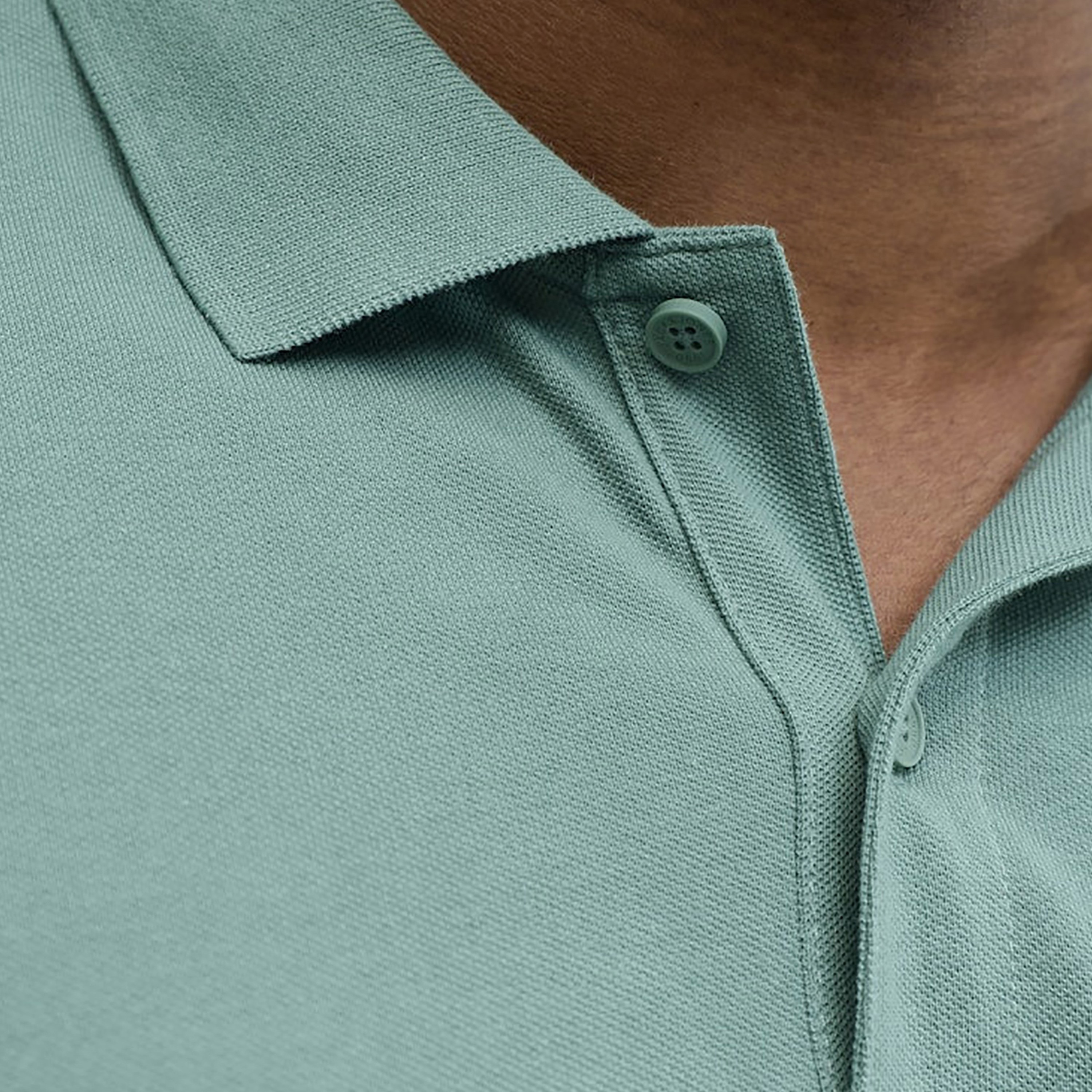 تي شيرت بولو رجالي بلس بأكمام قصيرة وياقة من جاك آند جونز-men-clothing-tshirtsandpolos-polos-image-12