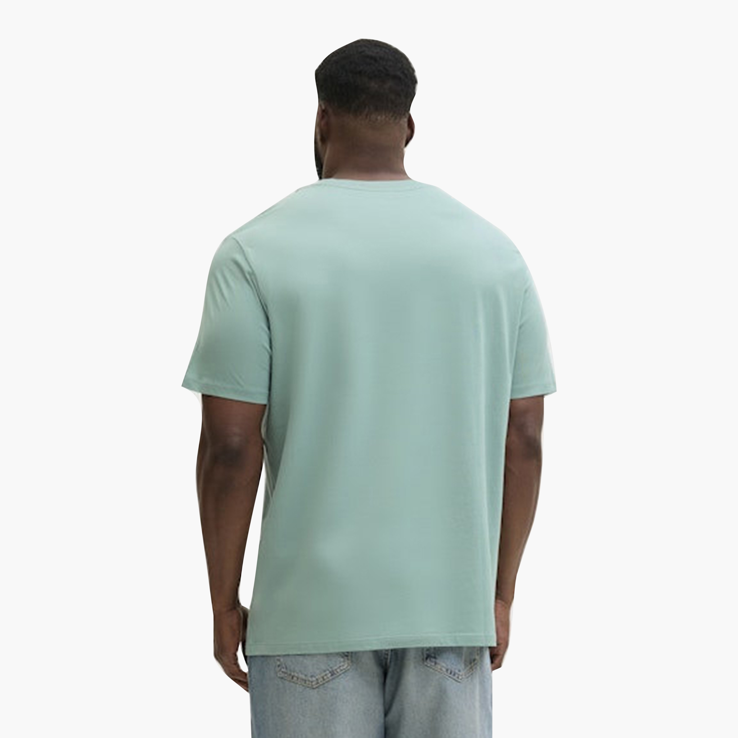 تي شيرت رجالي بلس بطبعة جرافيكية ورقبة دائرية وأكمام قصيرة من جاك آند جونز-men-clothing-tshirtsandpolos-tshirts-image-20