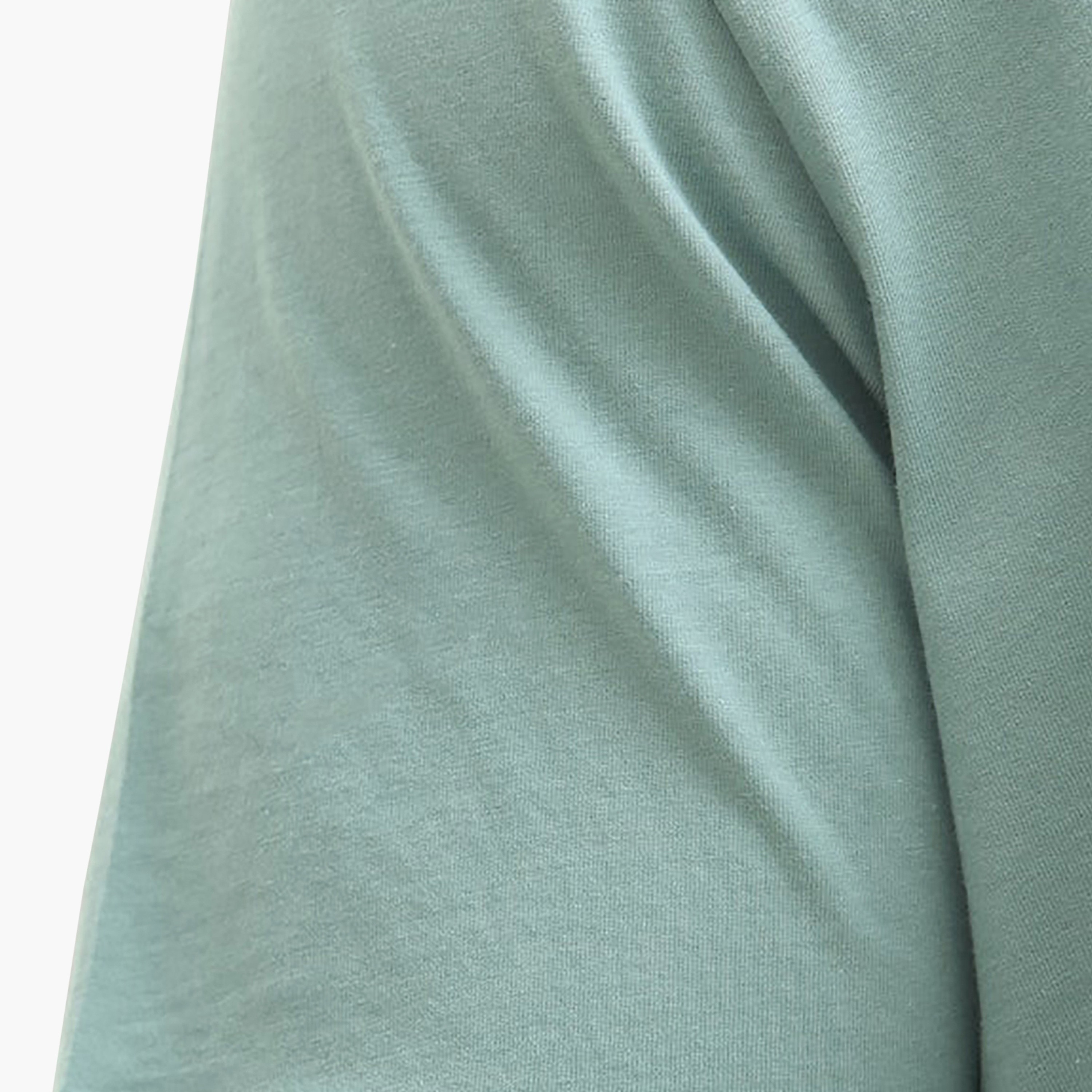 تي شيرت رجالي بلس بطبعة جرافيكية ورقبة دائرية وأكمام قصيرة من جاك آند جونز-men-clothing-tshirtsandpolos-tshirts-image-21