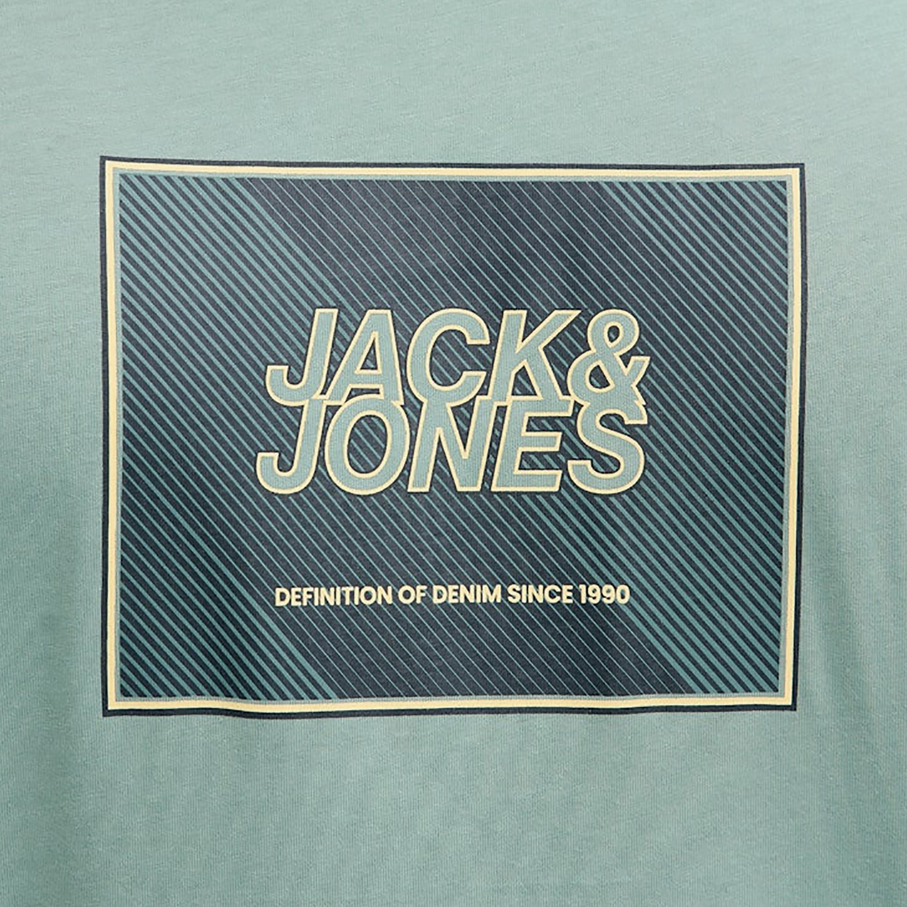 تي شيرت رجالي بلس بطبعة جرافيكية ورقبة دائرية وأكمام قصيرة من جاك آند جونز-men-clothing-tshirtsandpolos-tshirts-image-22