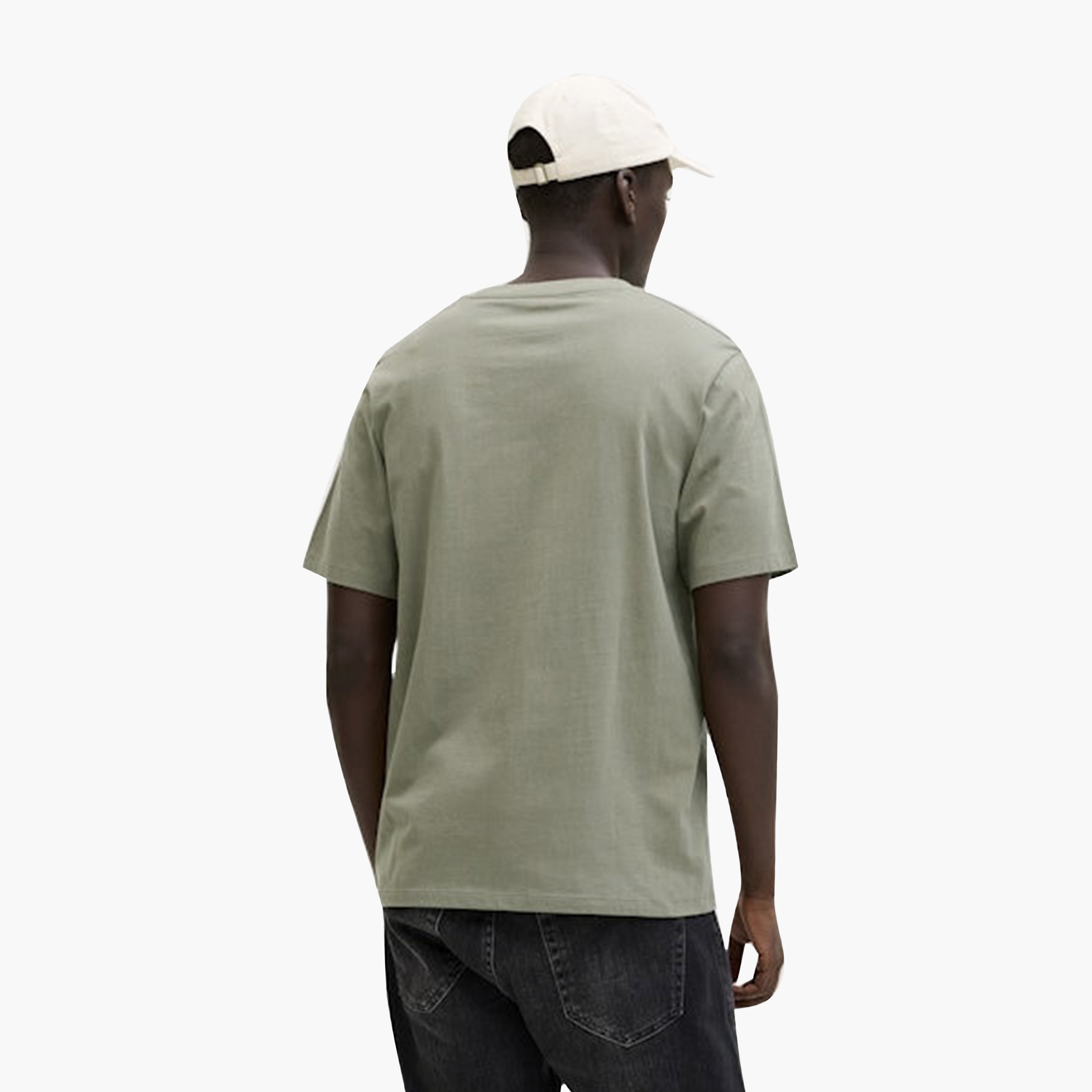 تي شيرت رجالي مطبوع بياقة دائرية وأكمام قصيرة من جاك اند جونز-men-clothing-tshirtsandpolos-tshirts-image-11