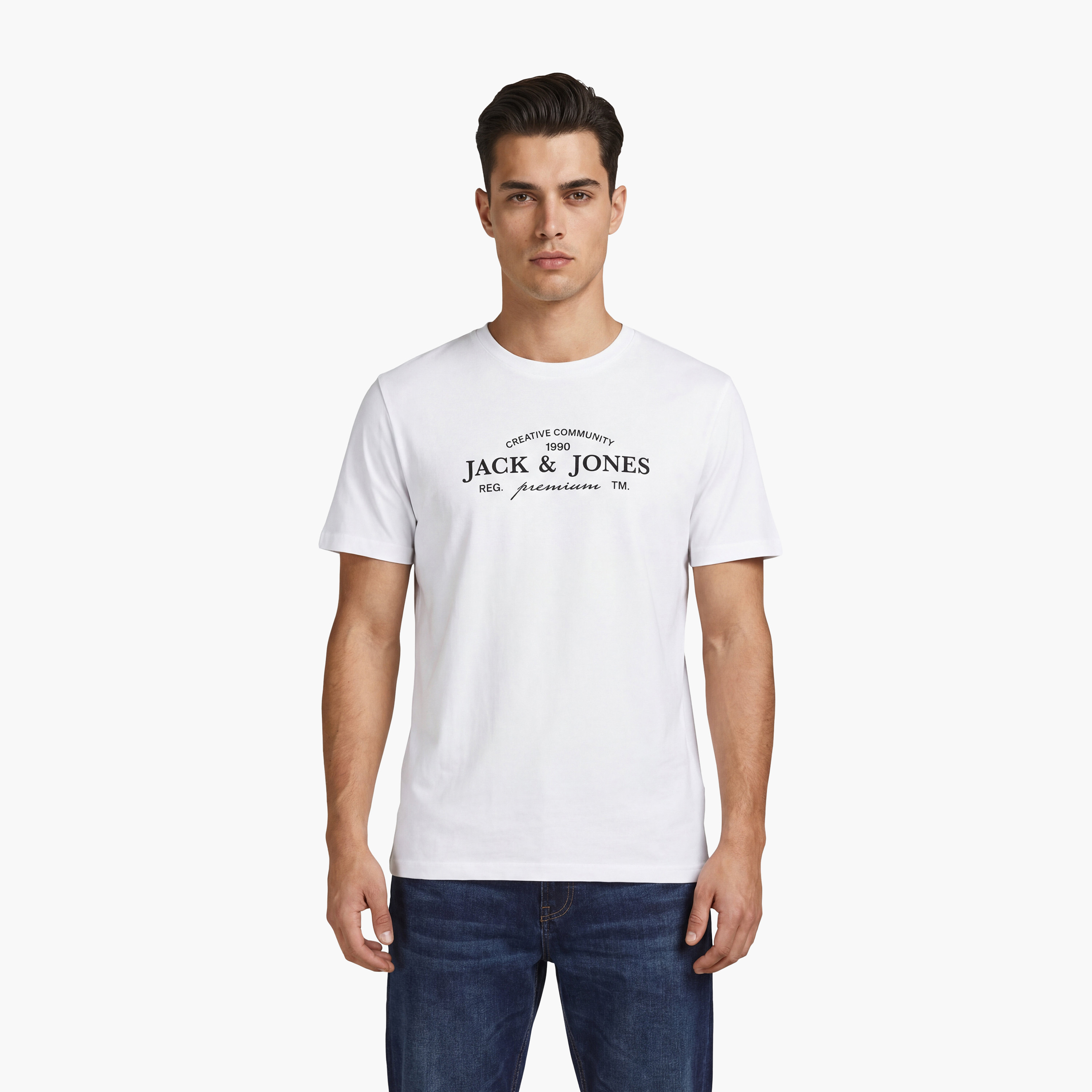 تي شيرت رجالي مطبوع بياقة دائرية وأكمام قصيرة من جاك اند جونز-men-clothing-tshirtsandpolos-tshirts-image-1