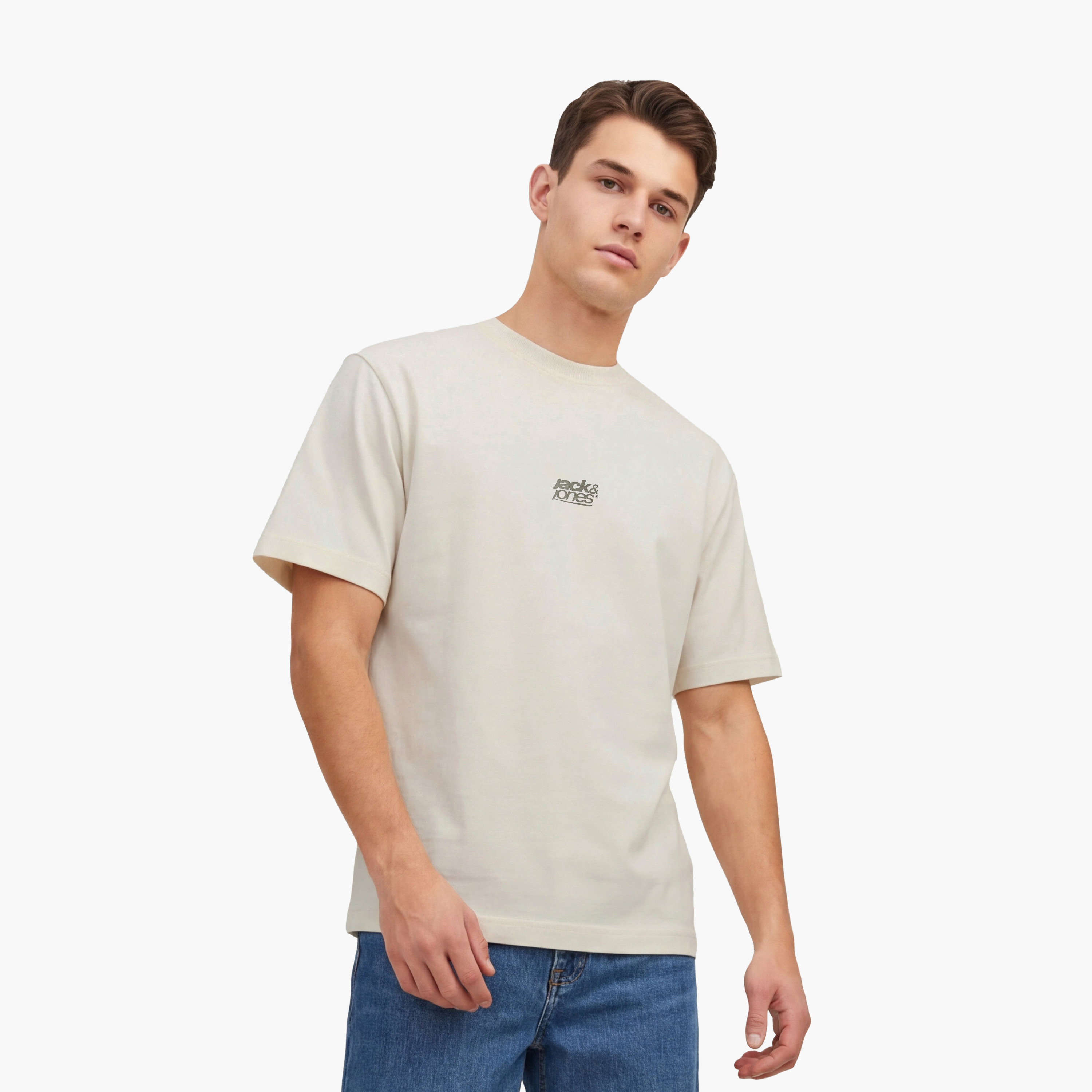 تيشيرت رجالي سادة بياقة دائرية وأكمام قصيرة من جاك ان جونز-men-clothing-tshirtsandpolos-tshirts-image-11
