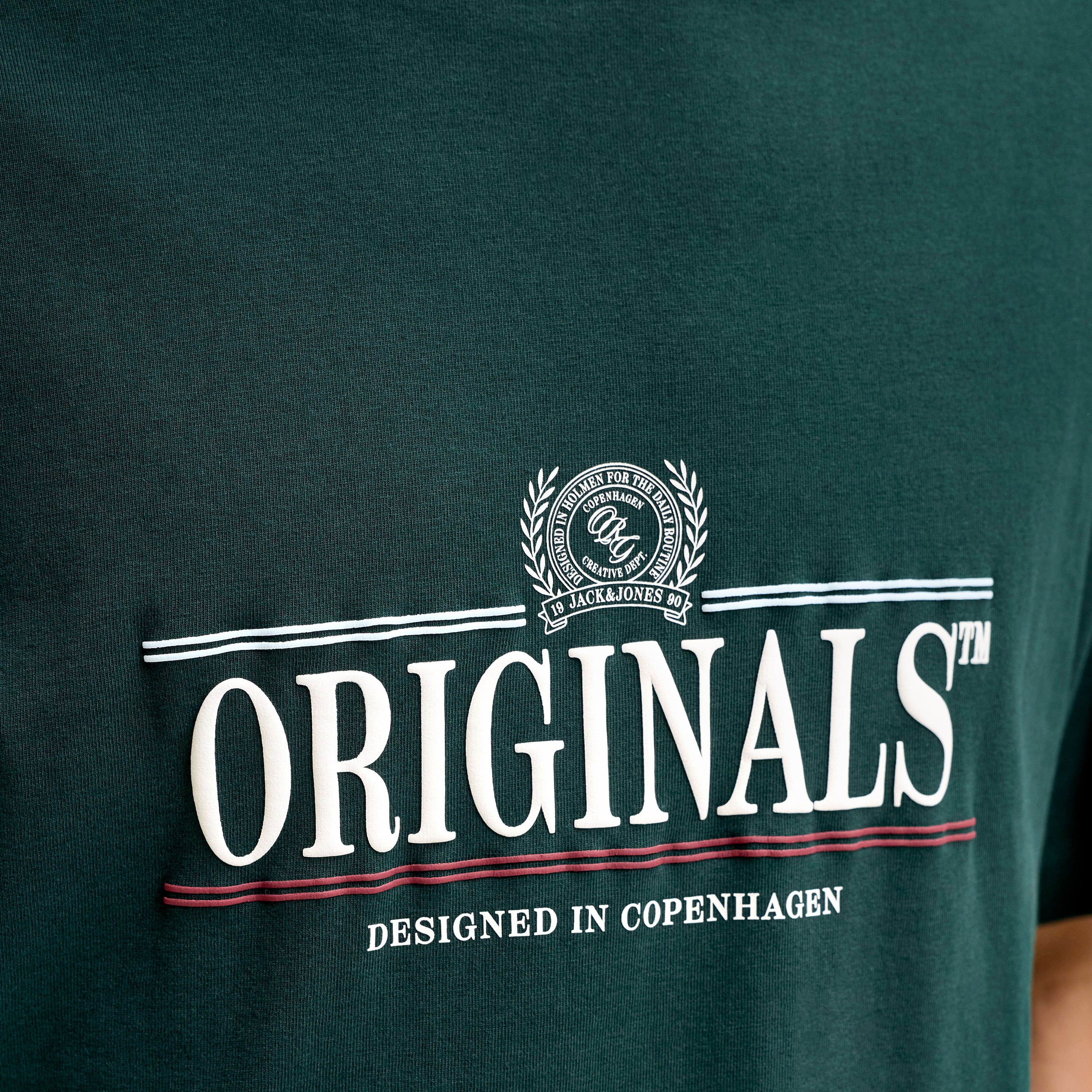 تيشيرت مطبوع برقبة مستديرة وأكمام قصيرة رجالي من جاك آند جونز-men-clothing-tshirtsandpolos-tshirts-image-14