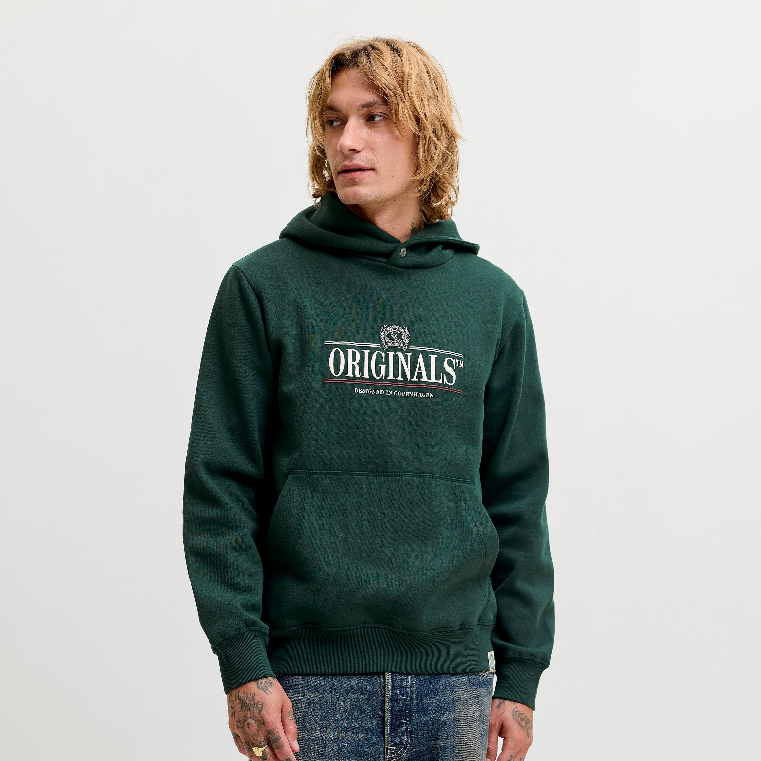 هودي مطبوع بأكمام طويلة رجالي من جاك آند جونز-men-winterwear-hoodiesandsweatshirts-image-1