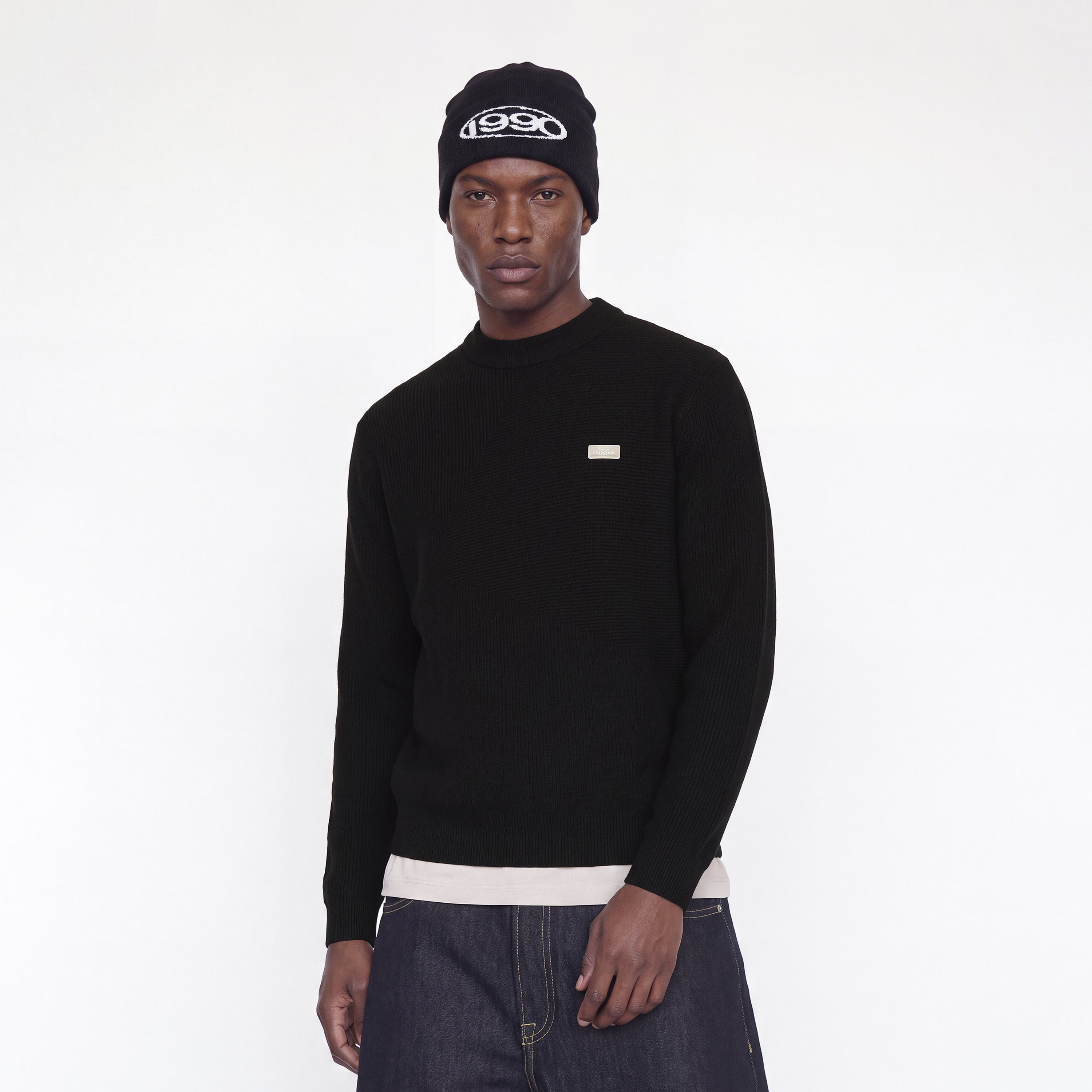 كنزة رجالية بأكمام طويلة وياقة دائرية مضلعة من Jack & Jones-men-clothing-sweatersandpullovers-image-1