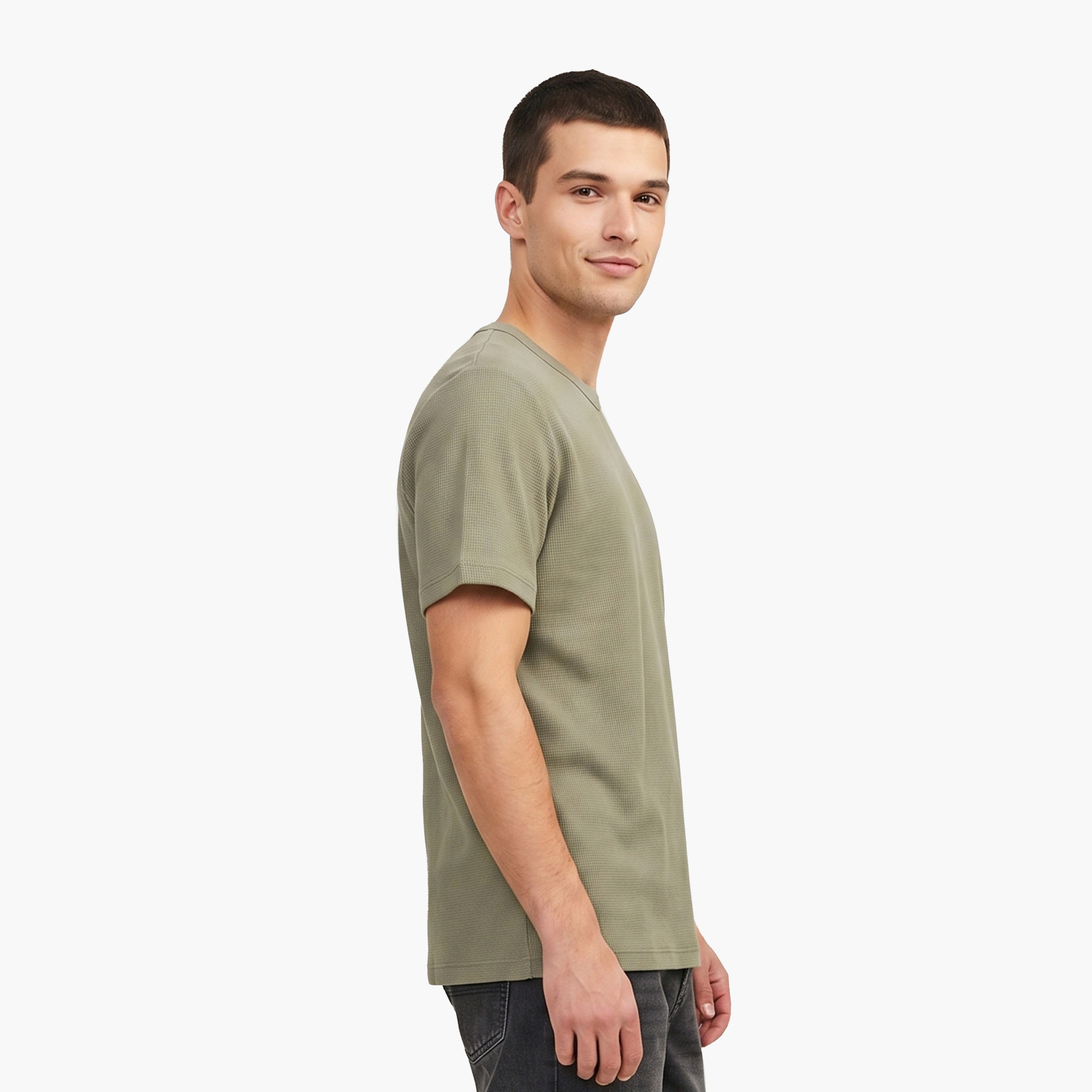 تيشيرت رجالي سادة بأكمام قصيرة ورقبة مستديرة من جاك آند جونز-men-clothing-tshirtsandpolos-tshirts-image-29