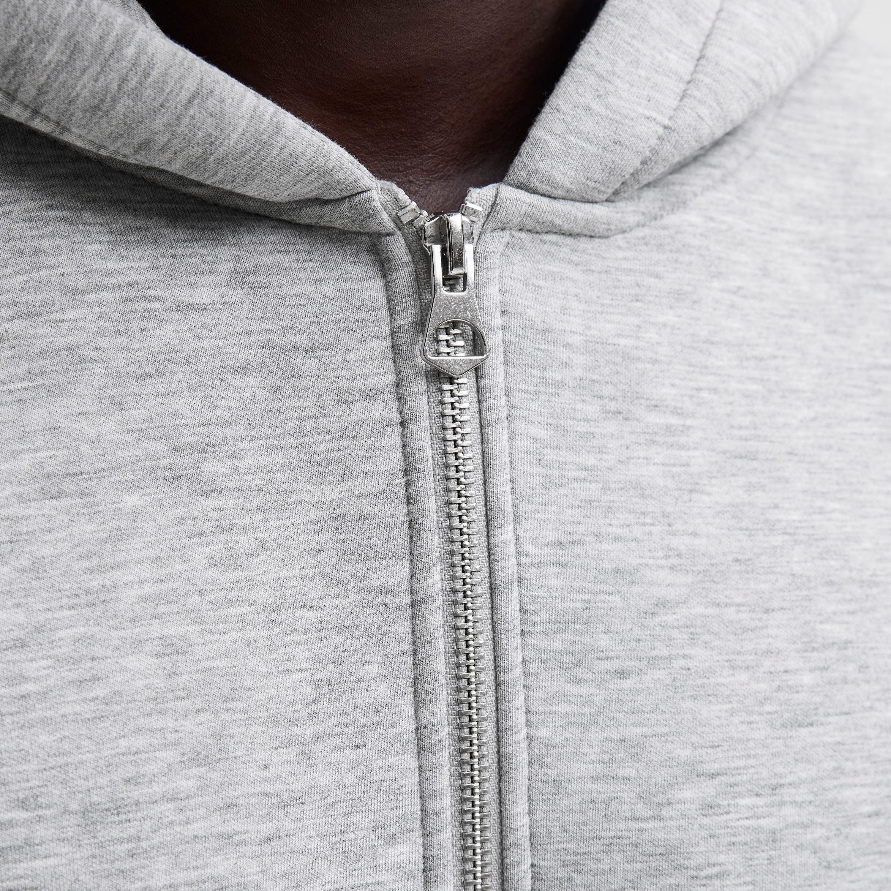 هودي رجالي سادة بأكمام طويلة وسحاب كامل من جاك آند جونز-men-winterwear-hoodiesandsweatshirts-image-6