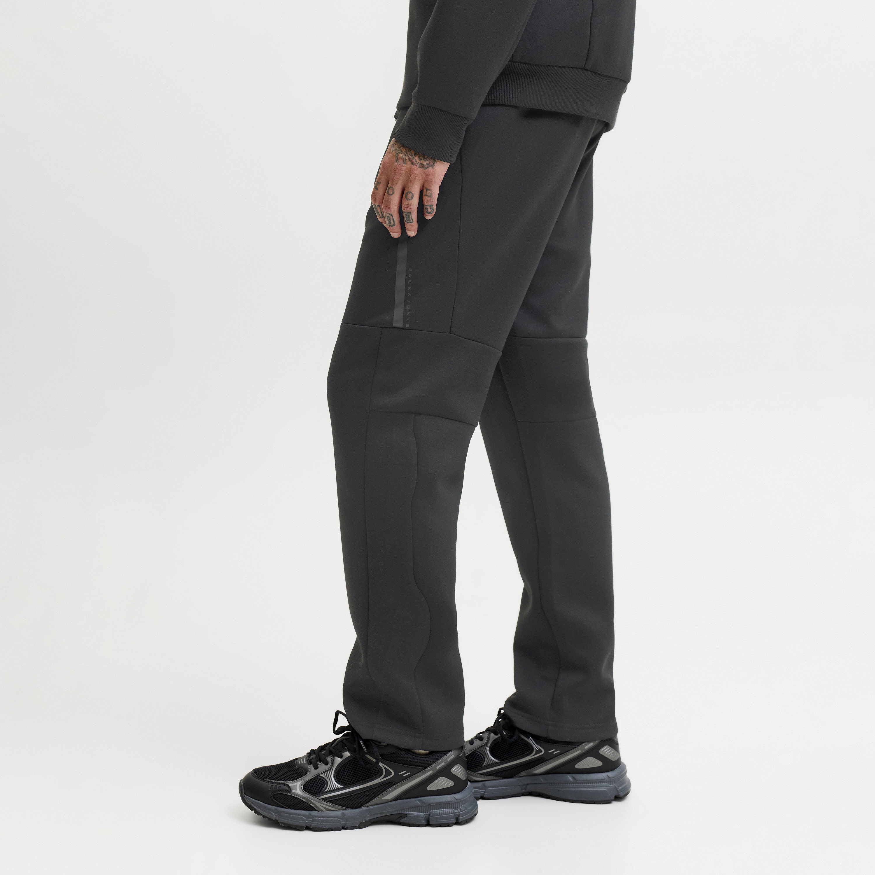 Jack & Jones Plain Mid-Rise Drawstring Waist Men's Sweatpants-men-clothing-joggers-image-5