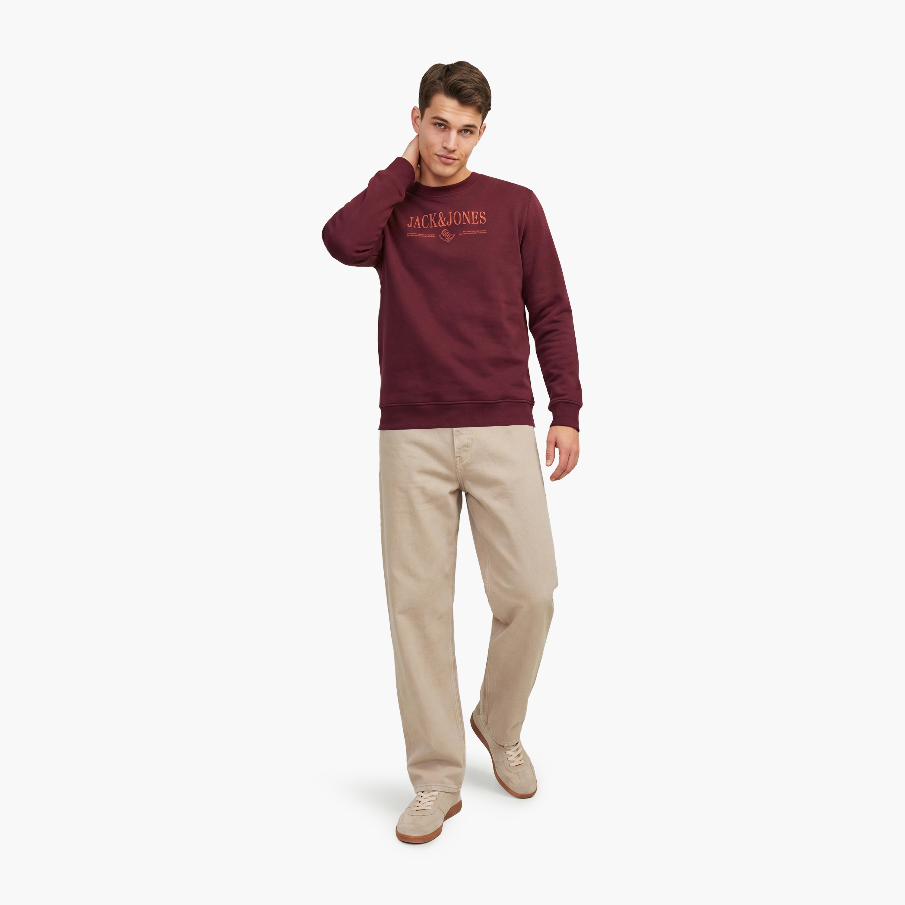 سويت شيرت رجالي برقبة مستديرة وأكمام طويلة مطبوع بشعار من جاك آند جونز-men-winterwear-hoodiesandsweatshirts-image-2