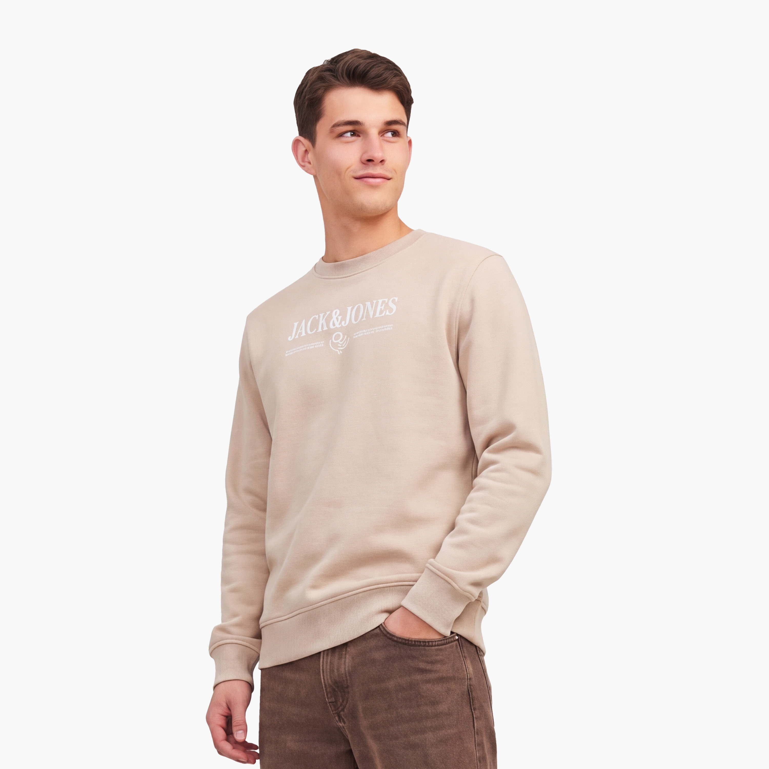 سويت شيرت رجالي برقبة مستديرة وأكمام طويلة مطبوع بشعار من جاك آند جونز-men-winterwear-hoodiesandsweatshirts-image-5