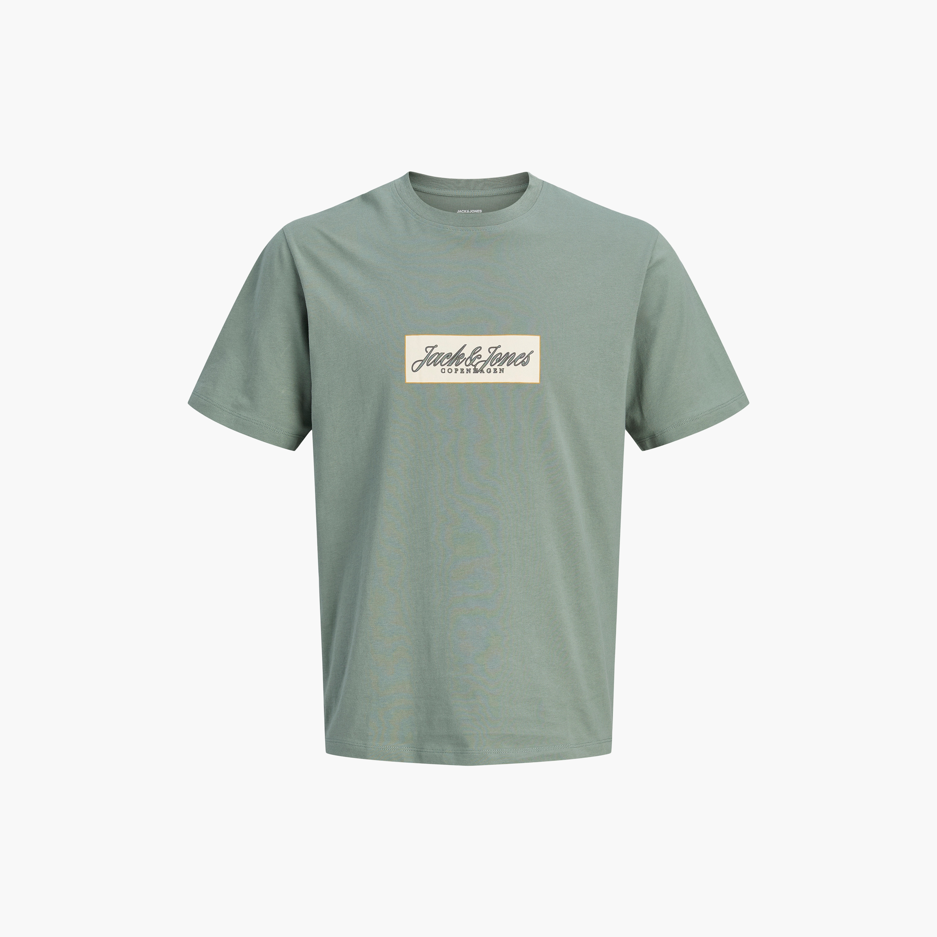 تيشيرت رجالي برقبة مستديرة وأكمام قصيرة بشعار مطبوع من جاك آند جونز-men-clothing-tshirtsandpolos-tshirts-image-15
