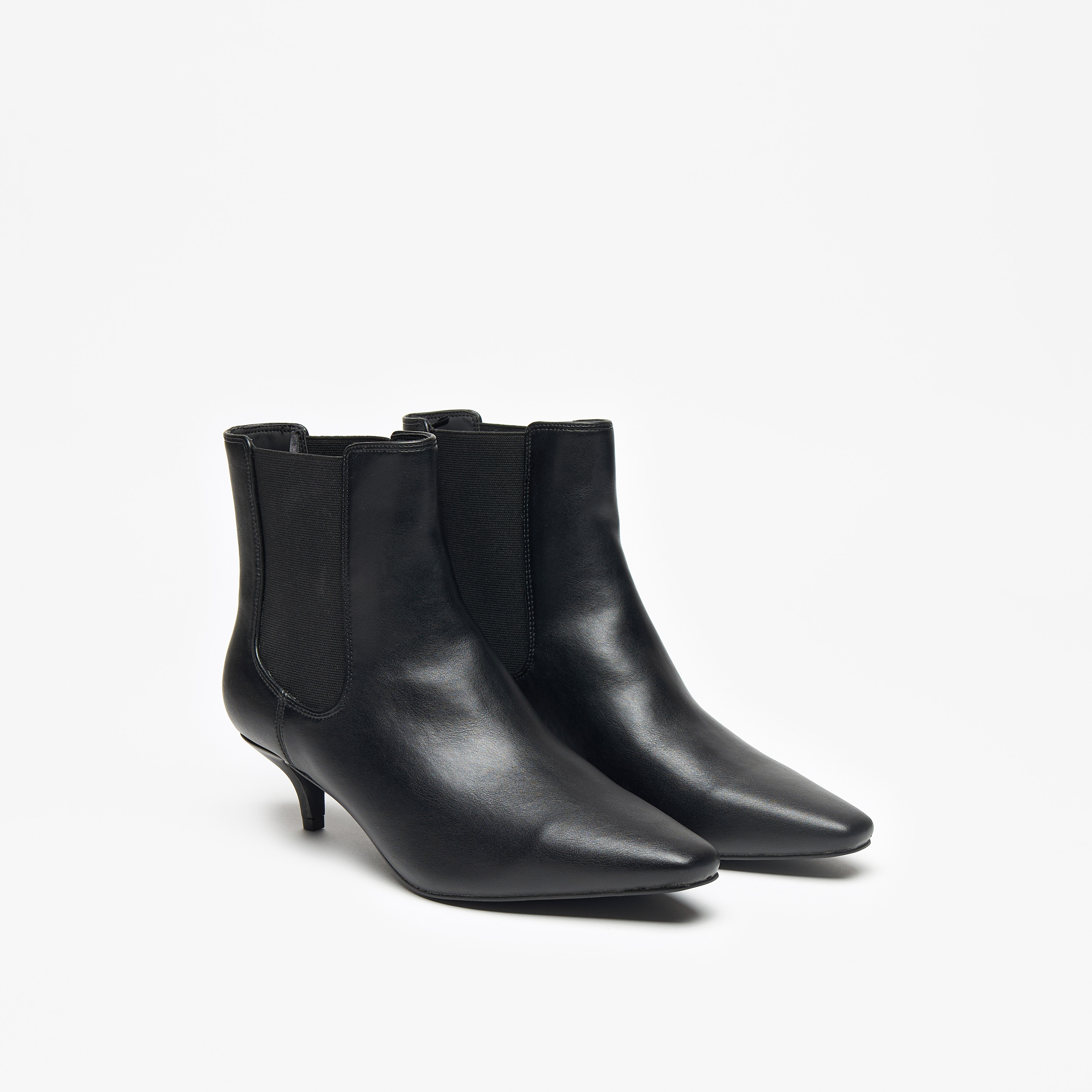بوت نسائي سادة سهل الارتداء بطول الكاحل وكعب ستيليو من سيليست-women-shoes-boots-image-4