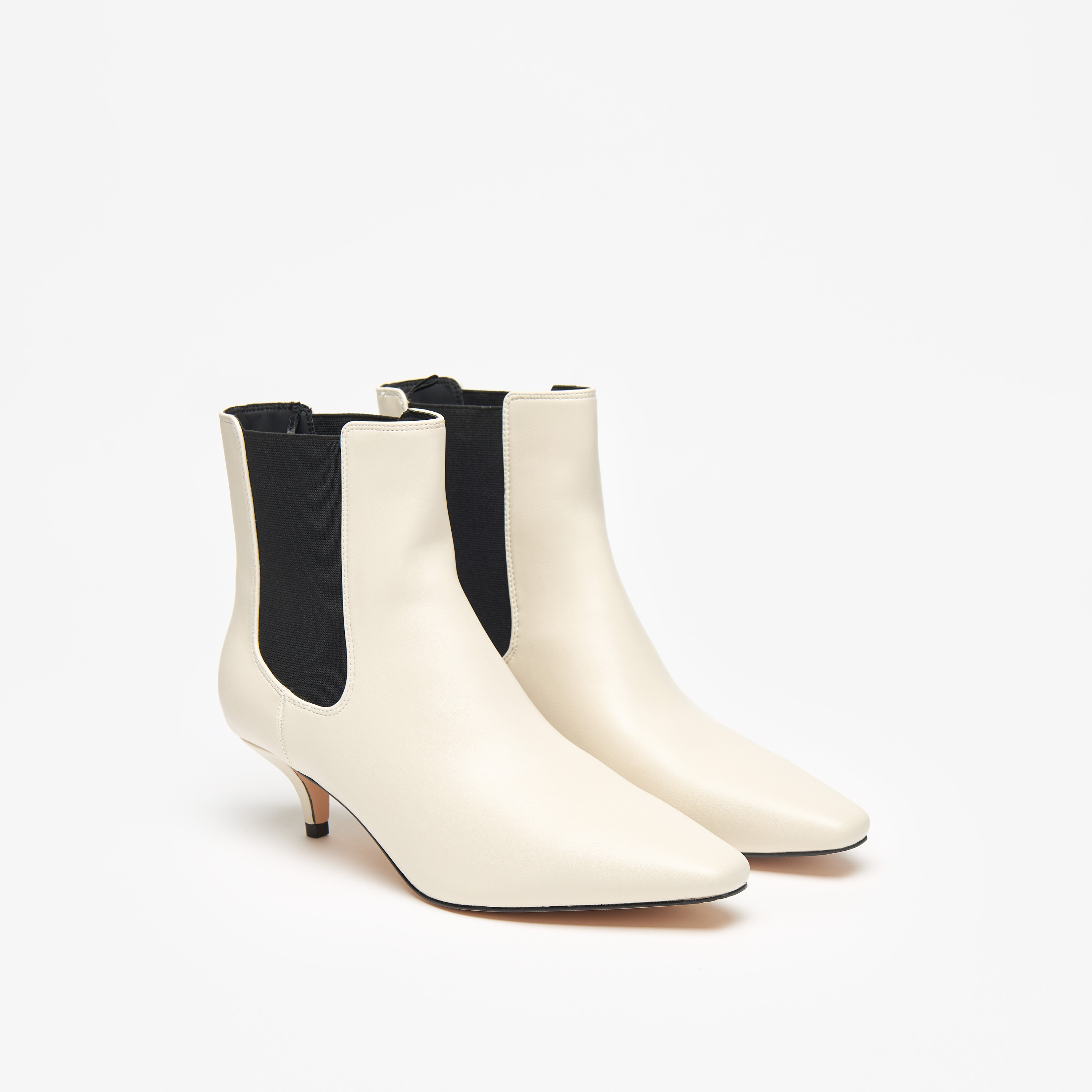 بوت نسائي سادة سهل الارتداء بطول الكاحل وكعب ستيليو من سيليست-women-shoes-boots-image-10