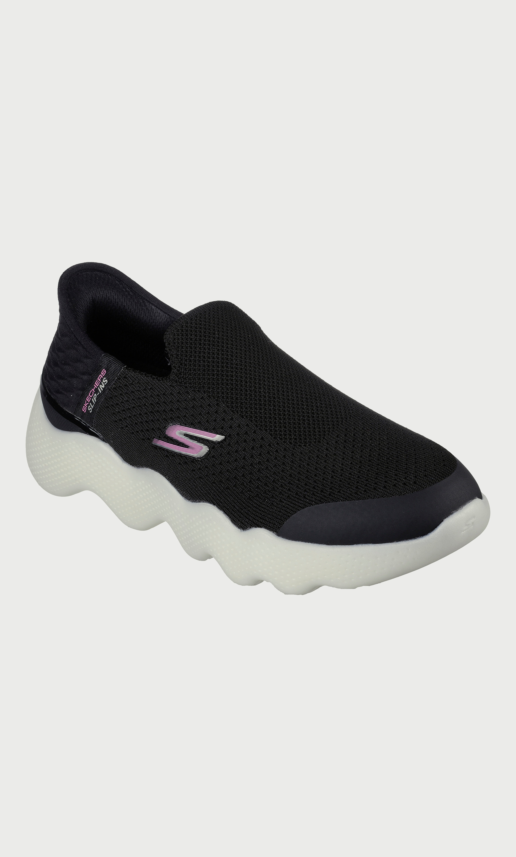 حذاء من سكيتشرز جو ووك مساج فيت للنساء 124915-sports-women-shoes-image-1