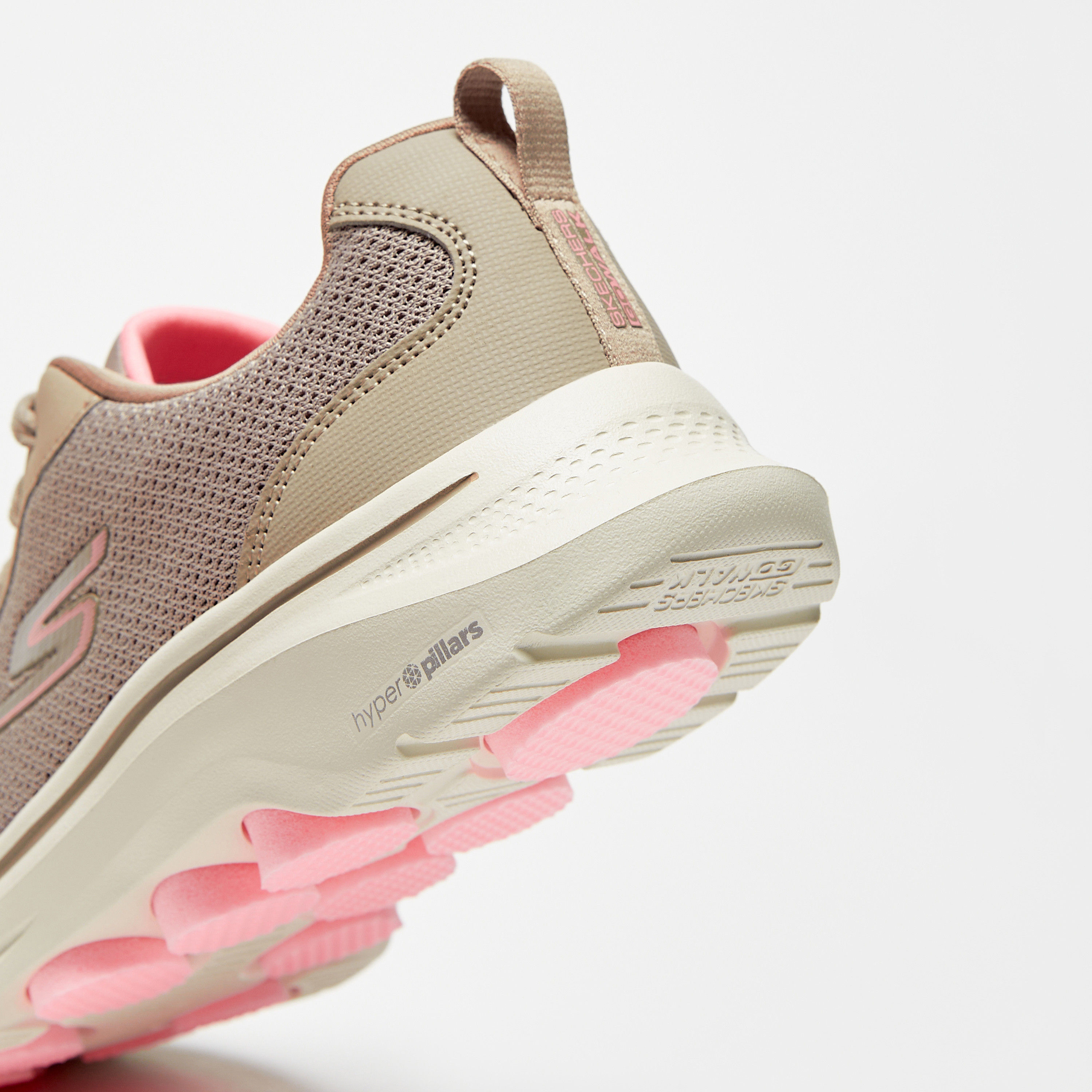 حذاء سكيتشرز ذو جو ووك 7 برباط للنساء 125207 | OE-sports-women-shoes-image-13