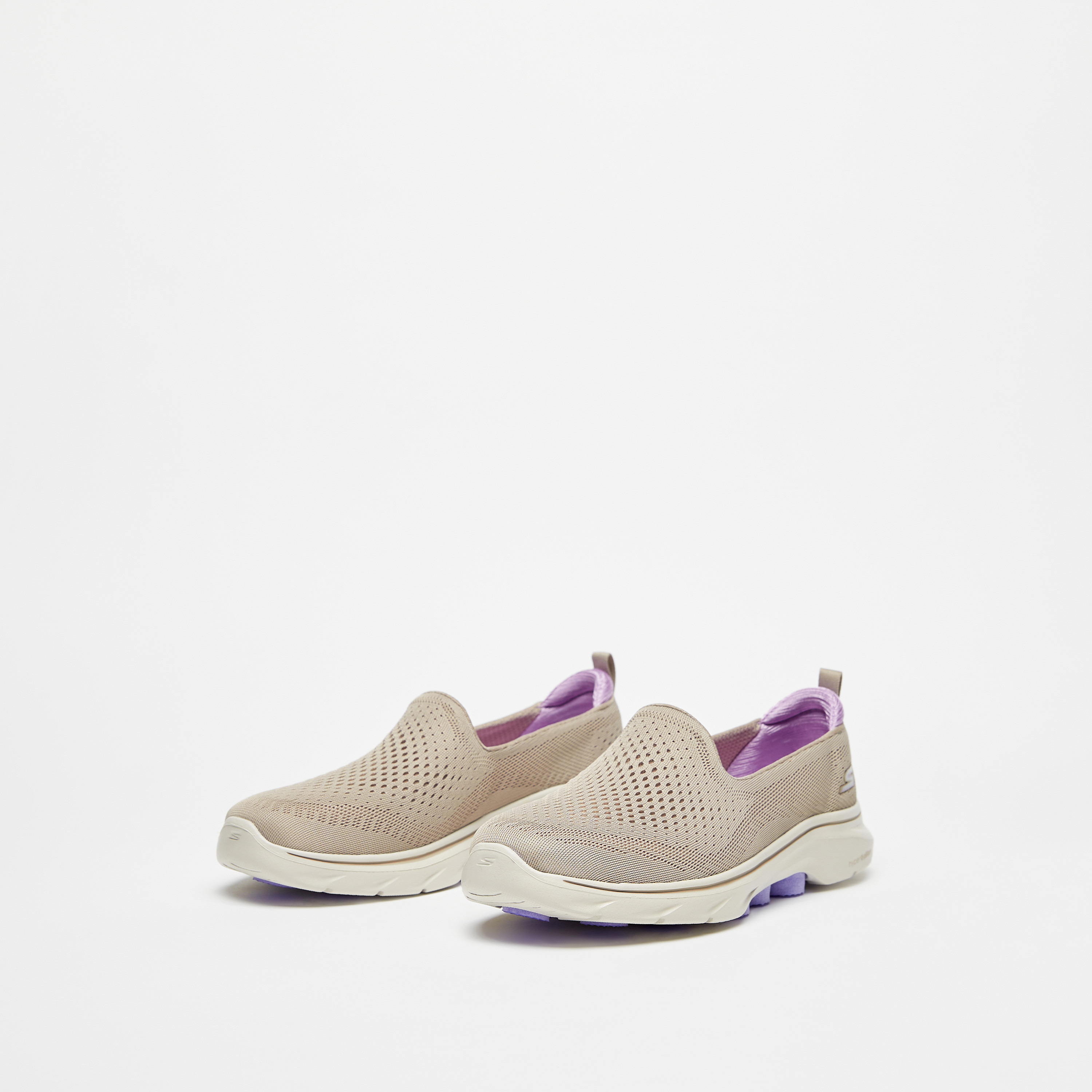 حذاء سكيتشرز ذو جو ووك 7 سليب إنس للنساء 125208 | OE-sports-women-shoes-image-13