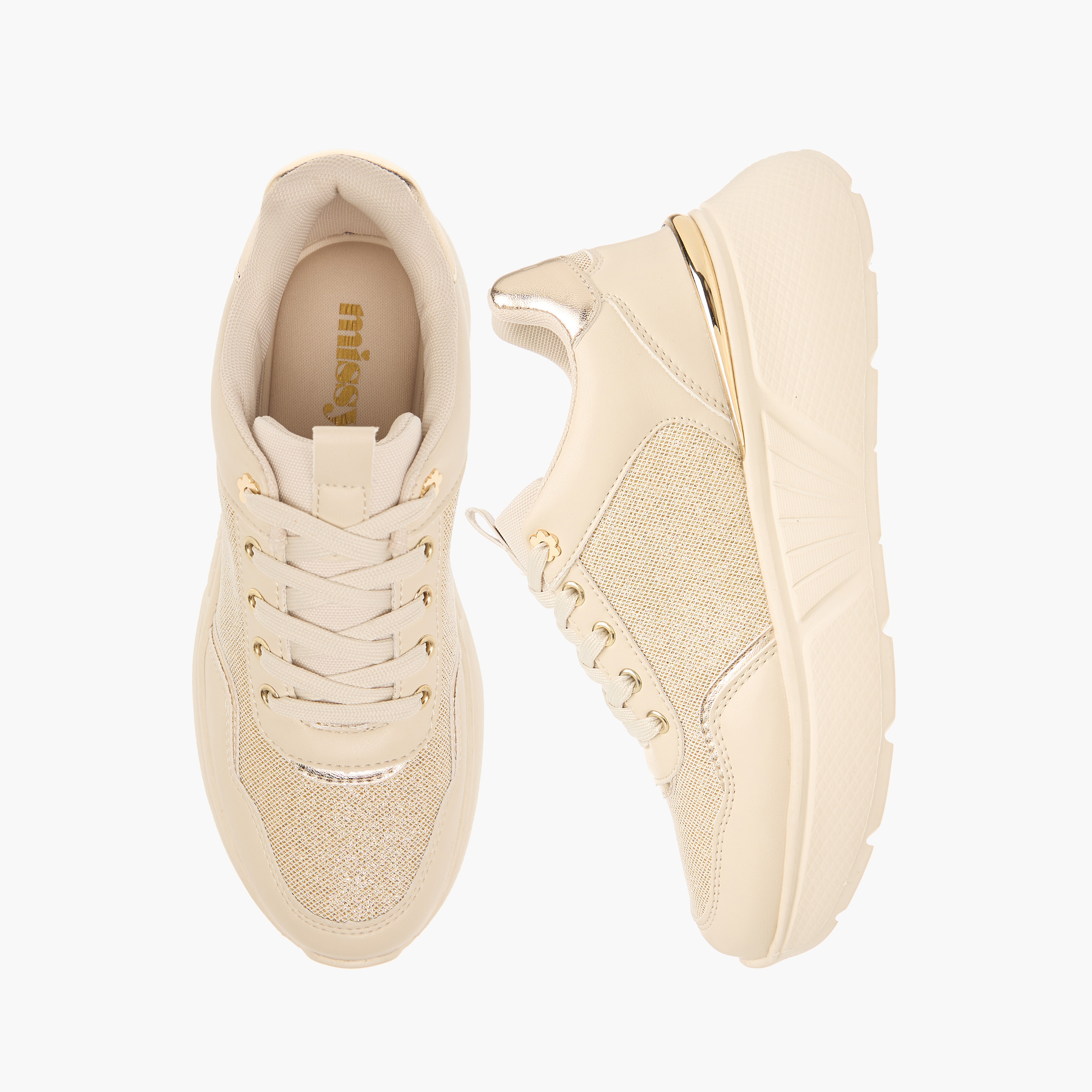 حذاء سنيكرز شانكي بألواح ورباط إغلاق من ميسي-women-shoes-sneakers-image-1