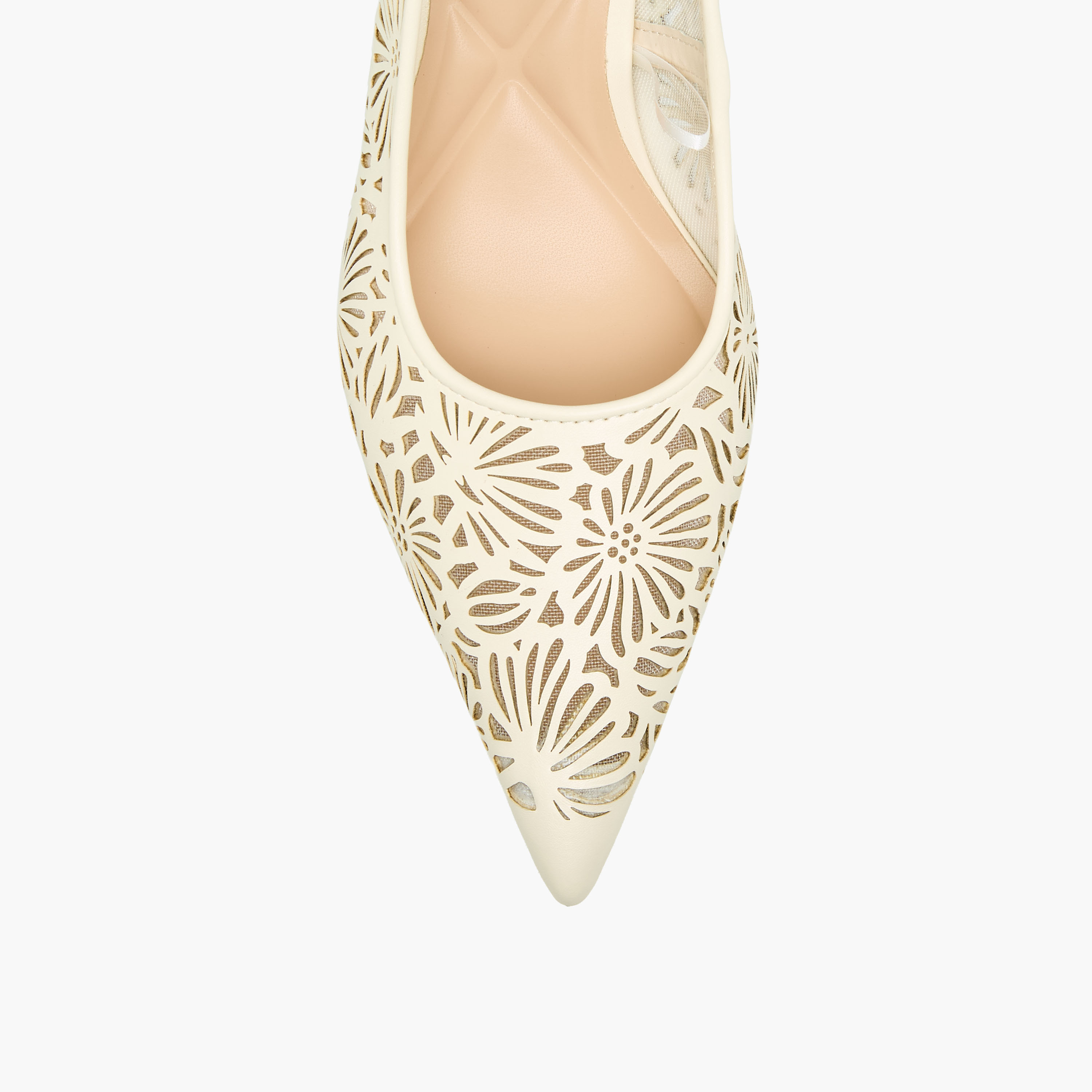 حذاء بومب بتفاصيل مفرغة للنساء من سيليست-women-shoes-sandals-heeled-image-4