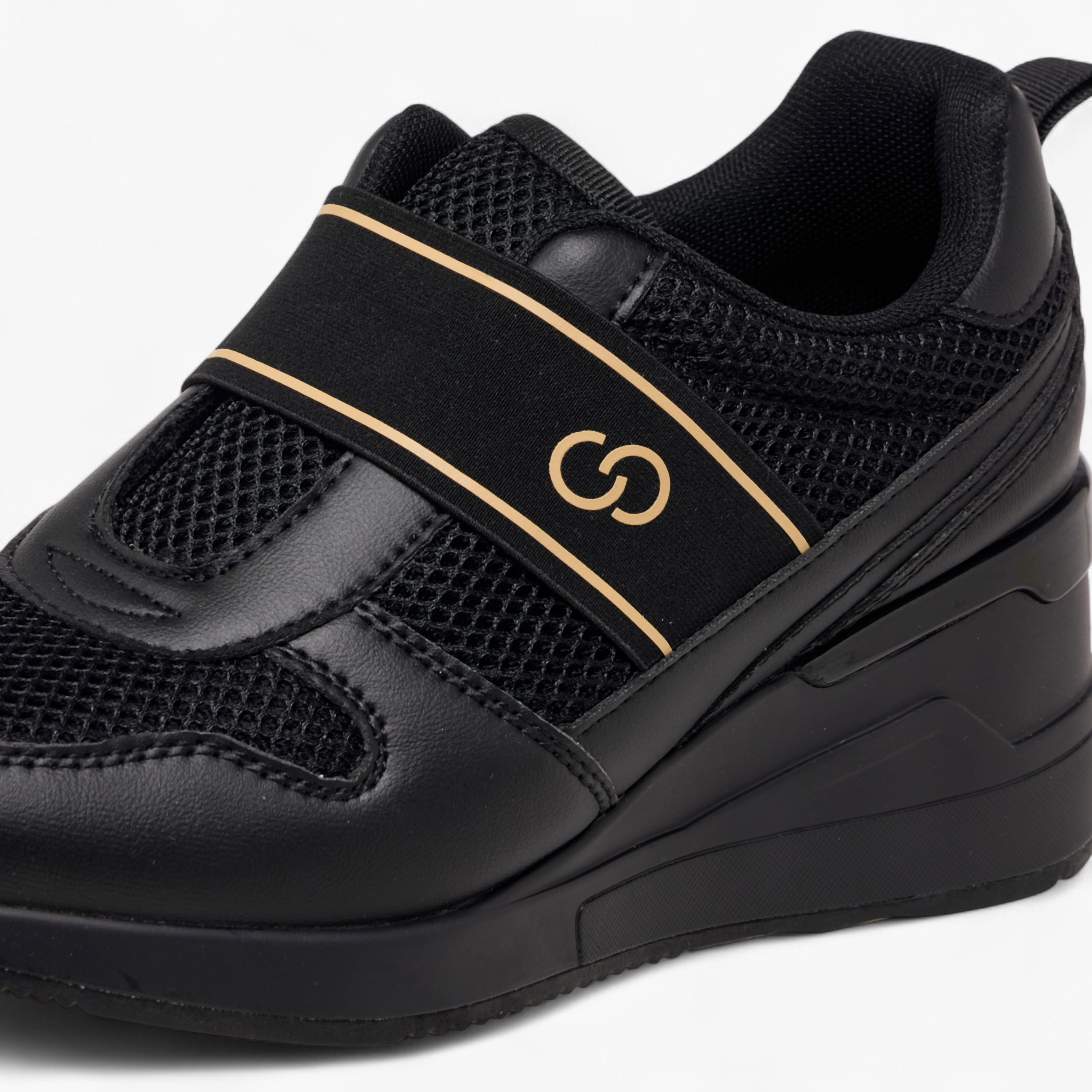 حذاء سنيكرز سهل الارتداء بألواح وكعب ويدج للنساء من سيليست-women-shoes-sneakers-image-4