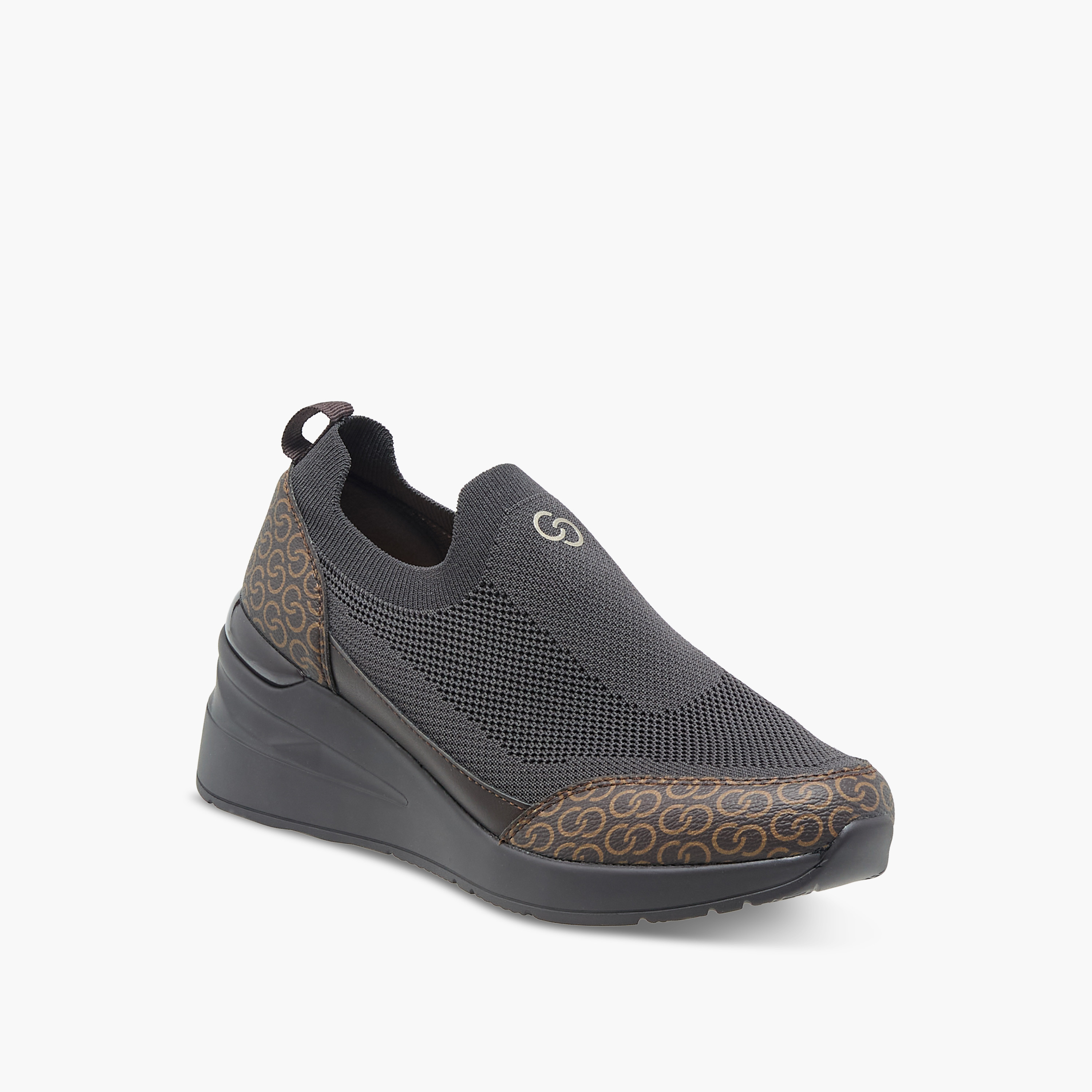 حذاء سنيكرز بطبعات للنساء من سيليست-women-shoes-sneakers-image-3