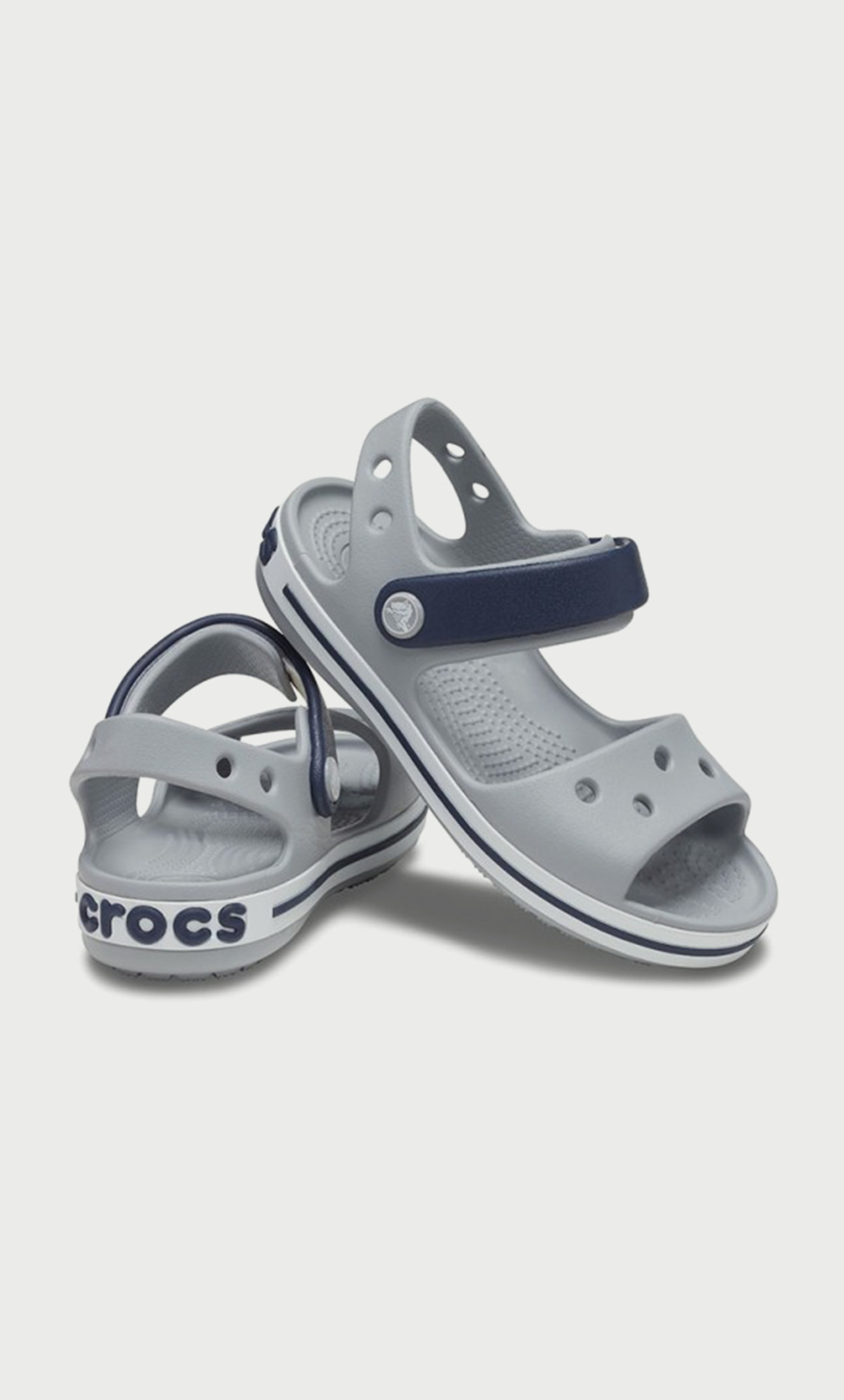 12856-01U صندل كروكس للأطفال بتفاصيل فتحات-girls-shoes-sandals-image-1