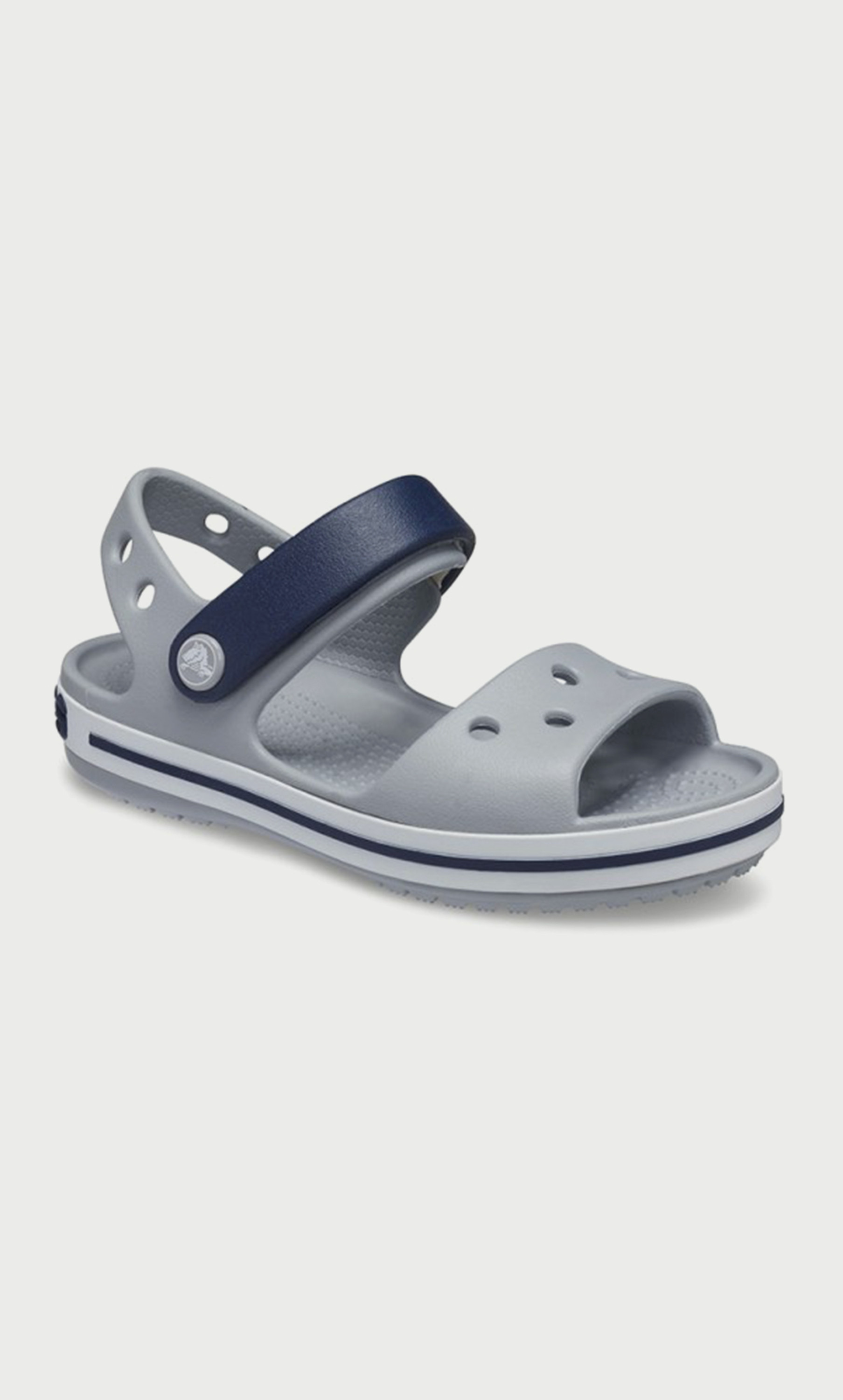 12856-01U صندل كروكس للأطفال بتفاصيل فتحات-girls-shoes-sandals-image-2
